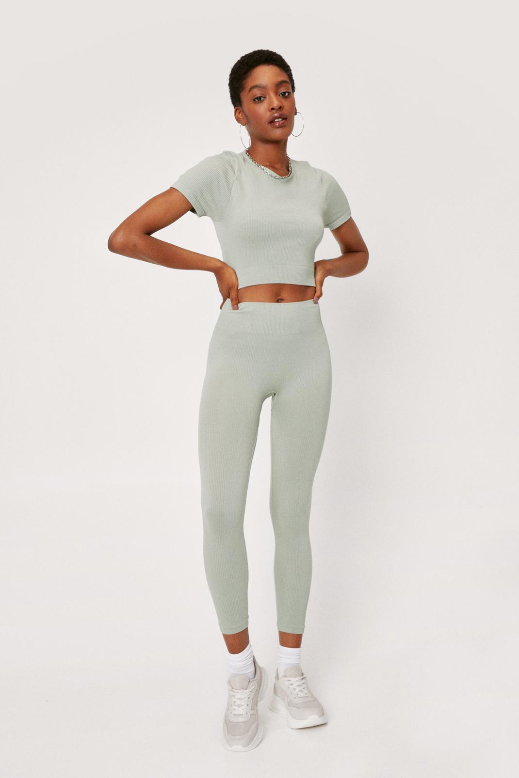 209 Round Neck Crop Seamless Top and Leggings Set image number 2