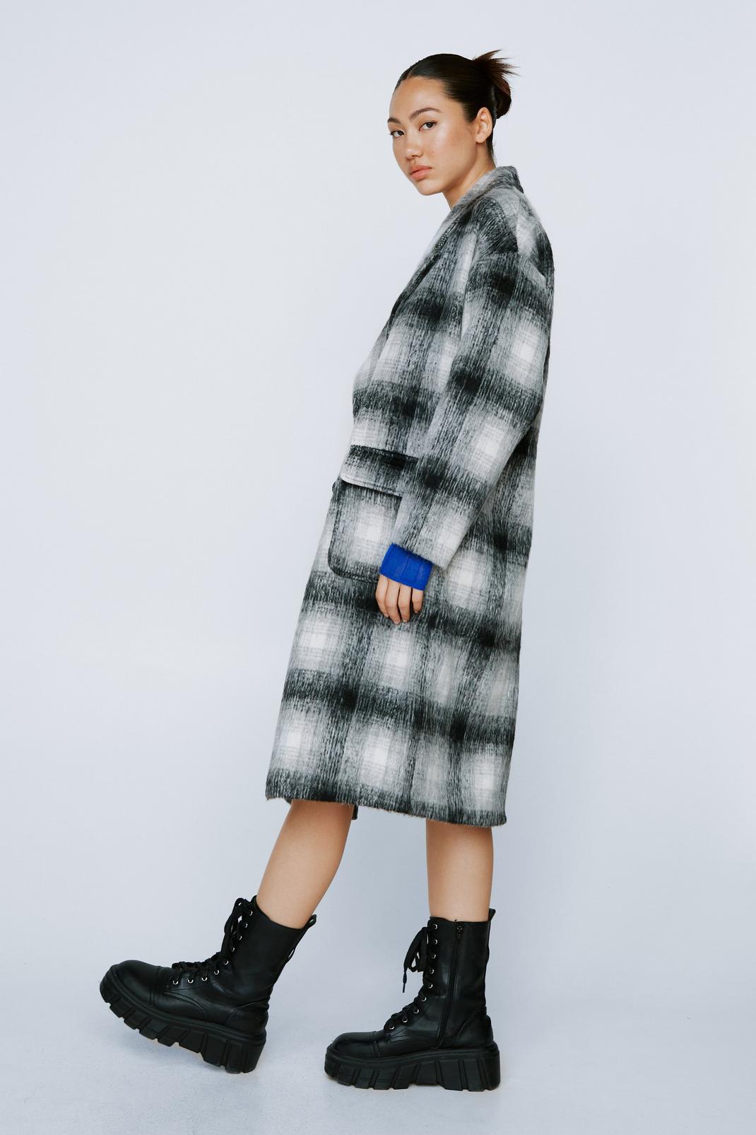 Black Petite Check Print Double Breasted Coat image number 1