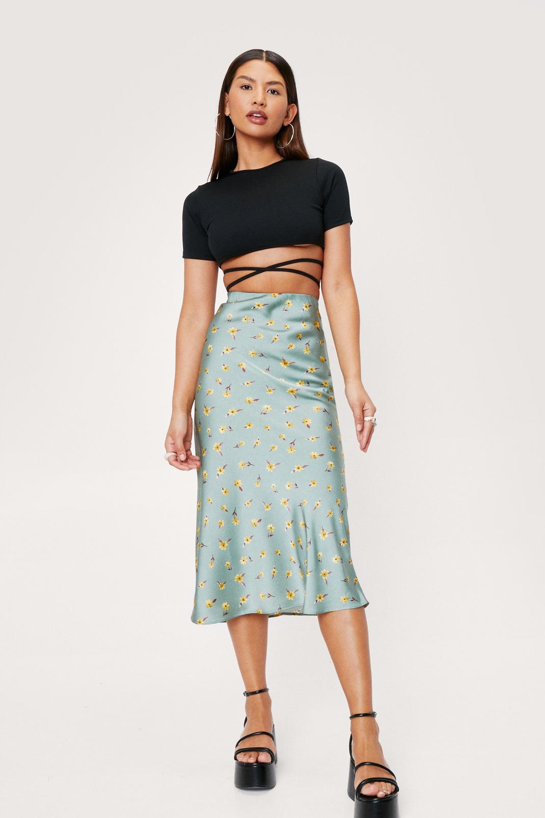 Floral Print Satin Bias Cut Midi Skirt Nasty Gal 4502