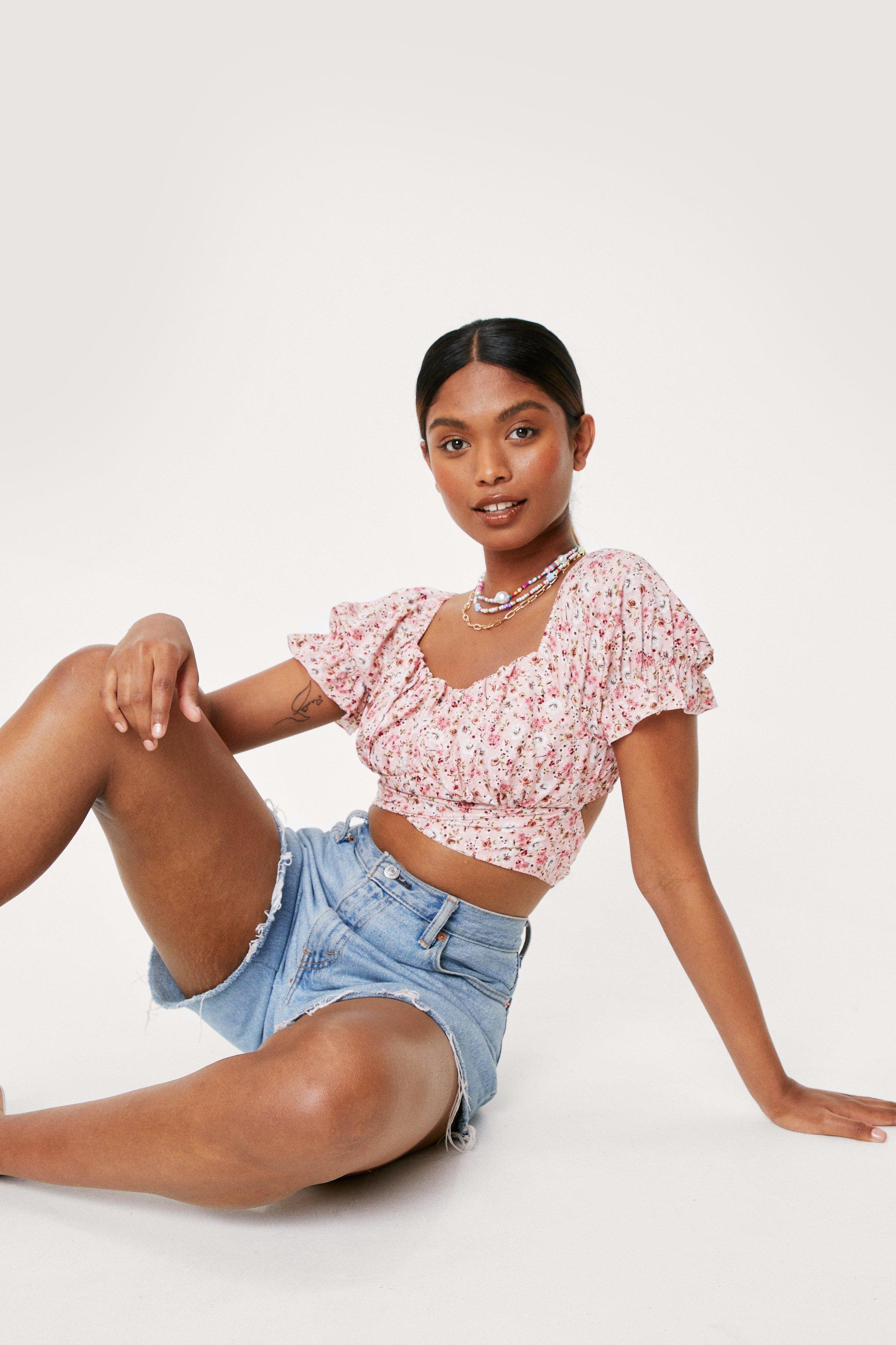 pink crop top puff sleeves