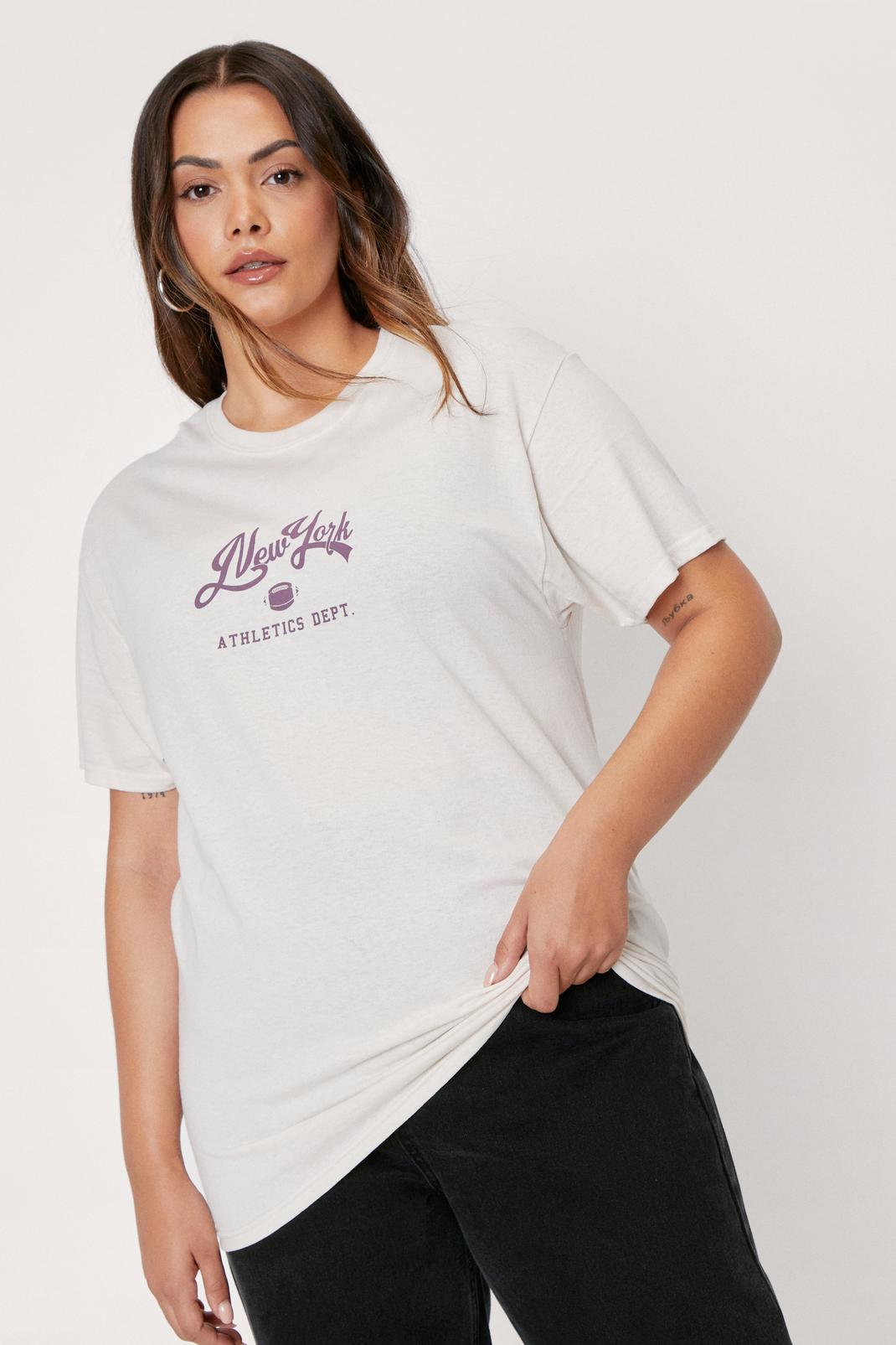 Natural Plus Size New York Graphic T-Shirt image number 1