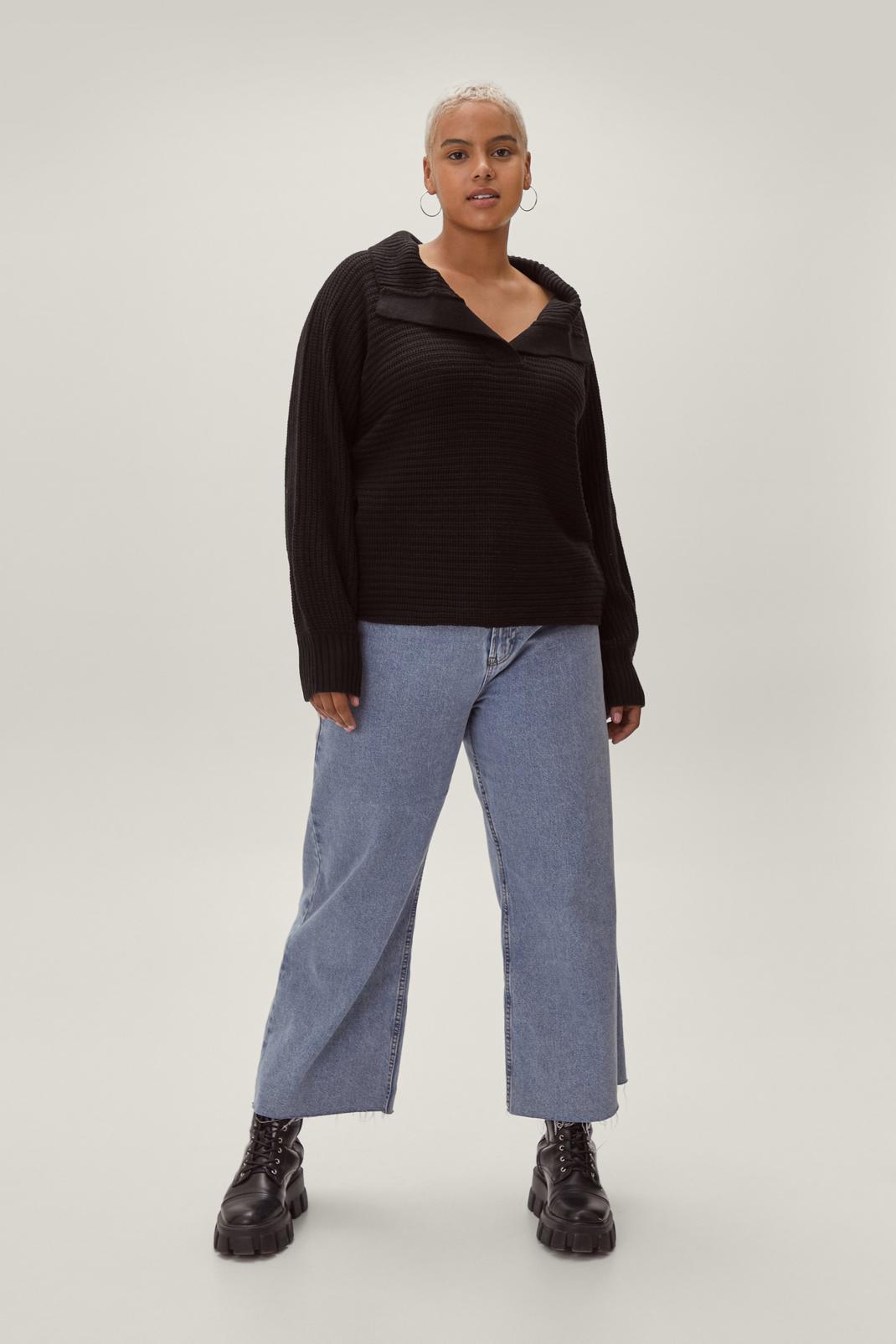 105 Plus Size Oversized Knitted Collared Sweater image number 2
