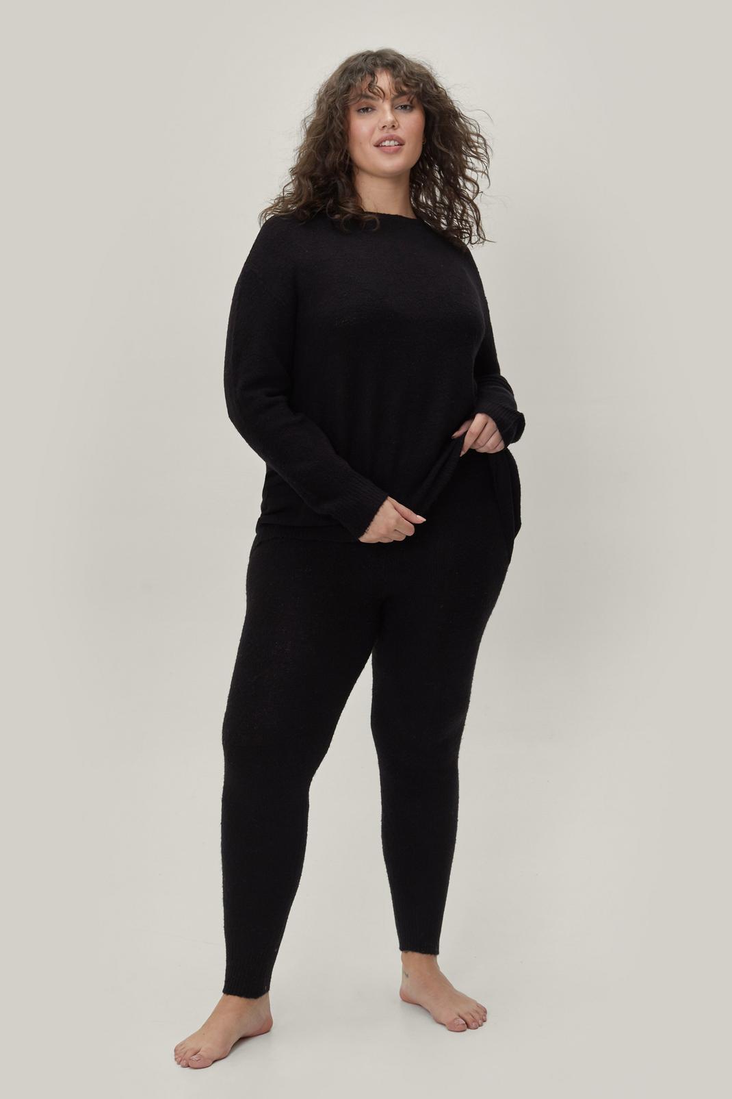 105 Plus Size Crew Neck Sweater and Sweatpants Set image number 2