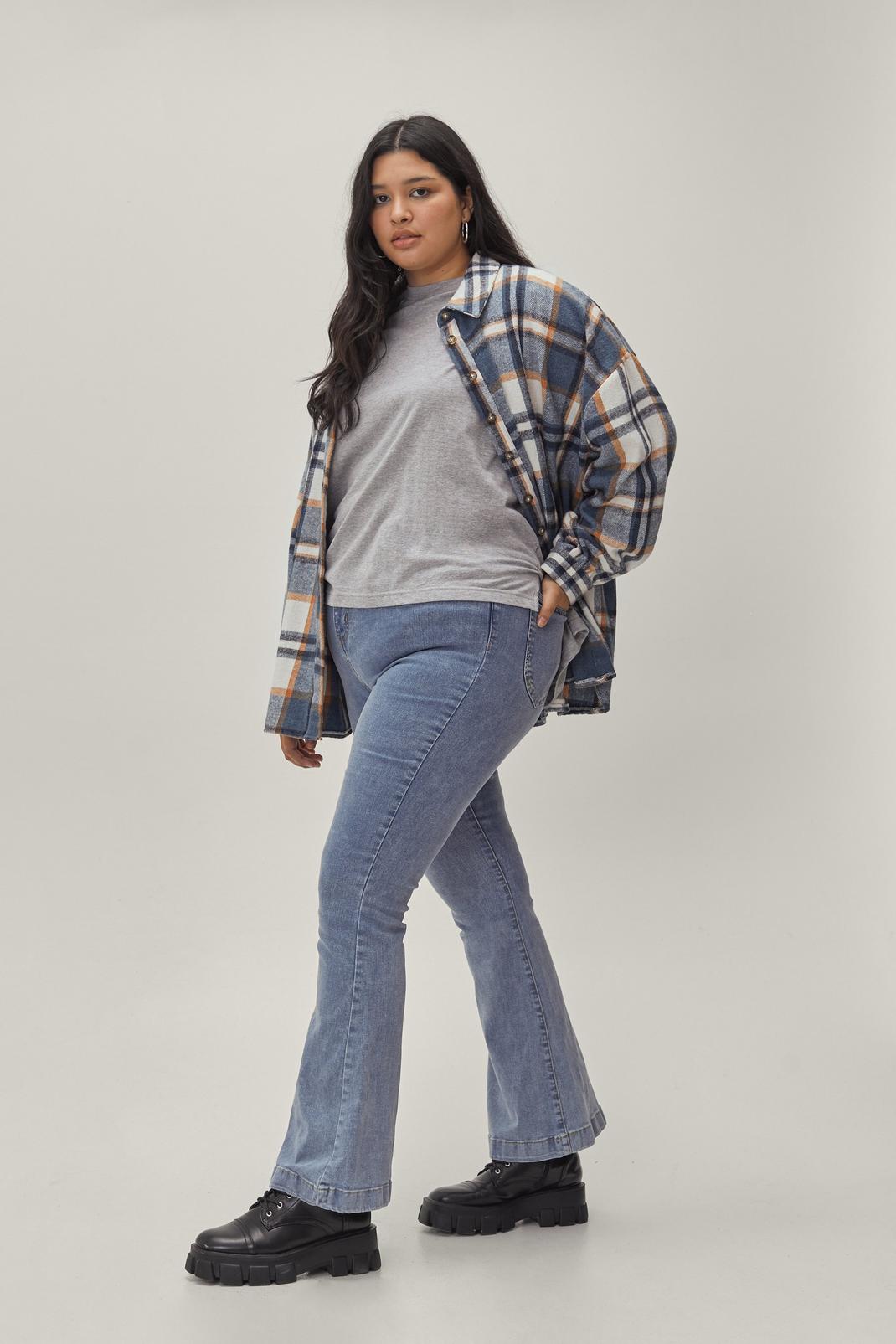106 Plus Size Recycled Denim Flared Jeans image number 2