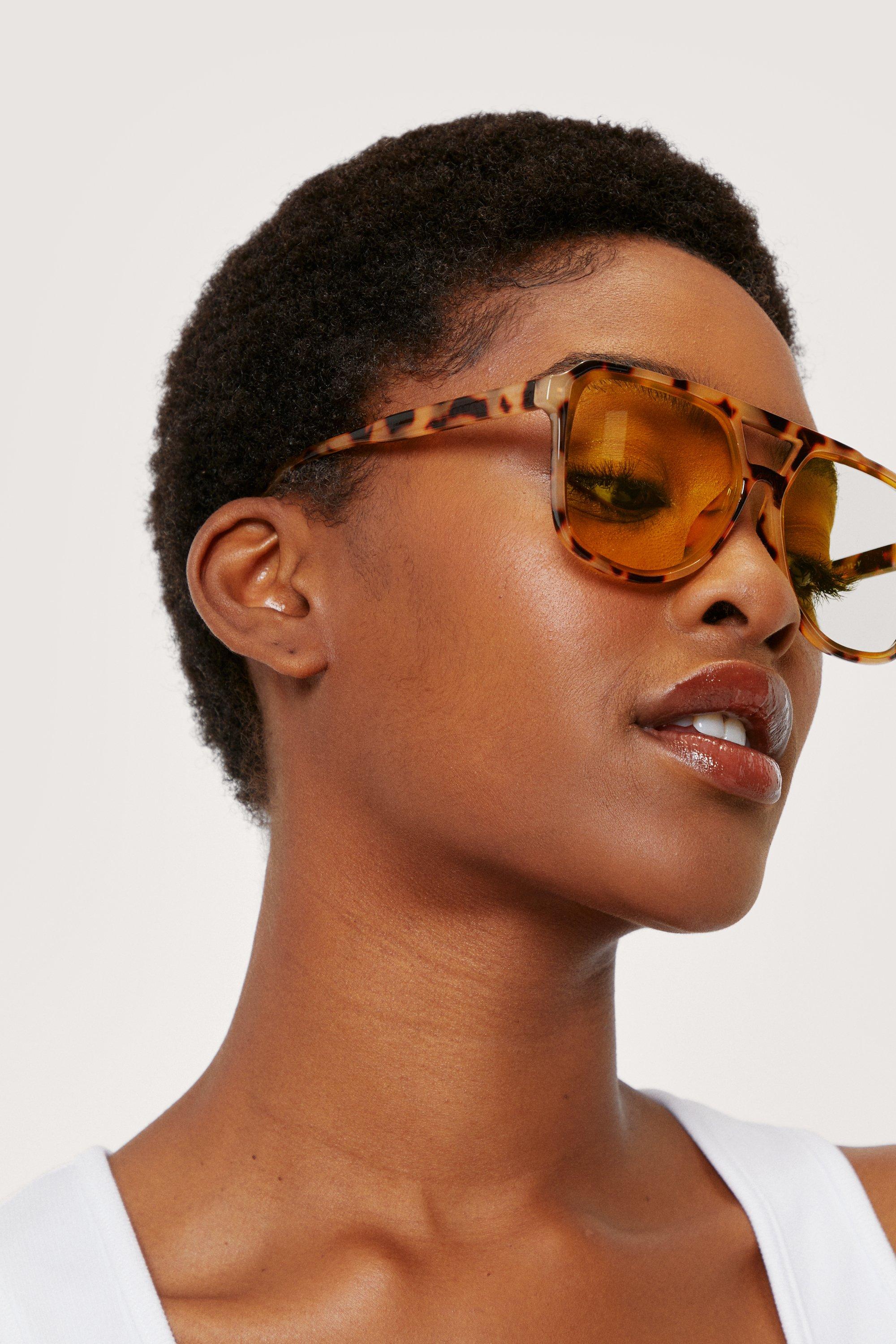 Aviator Square Sunglasses in Brown