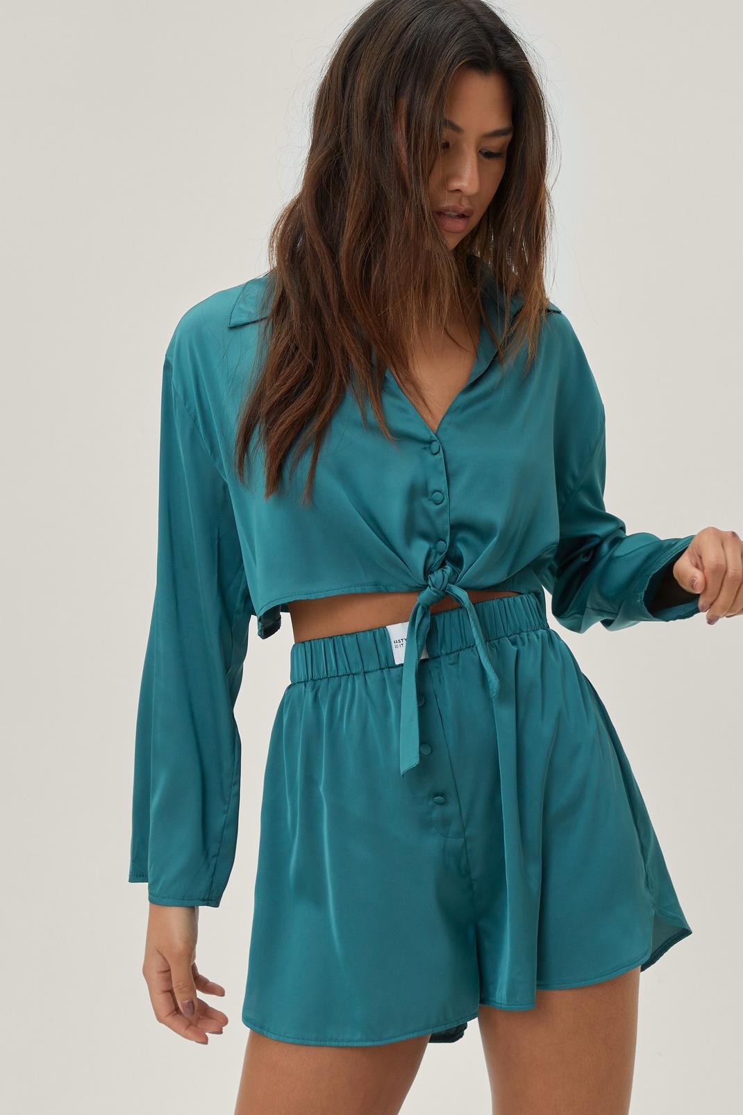 Premium - Pyjama satiné chemise à attaches & short griffé , Emerald image number 1