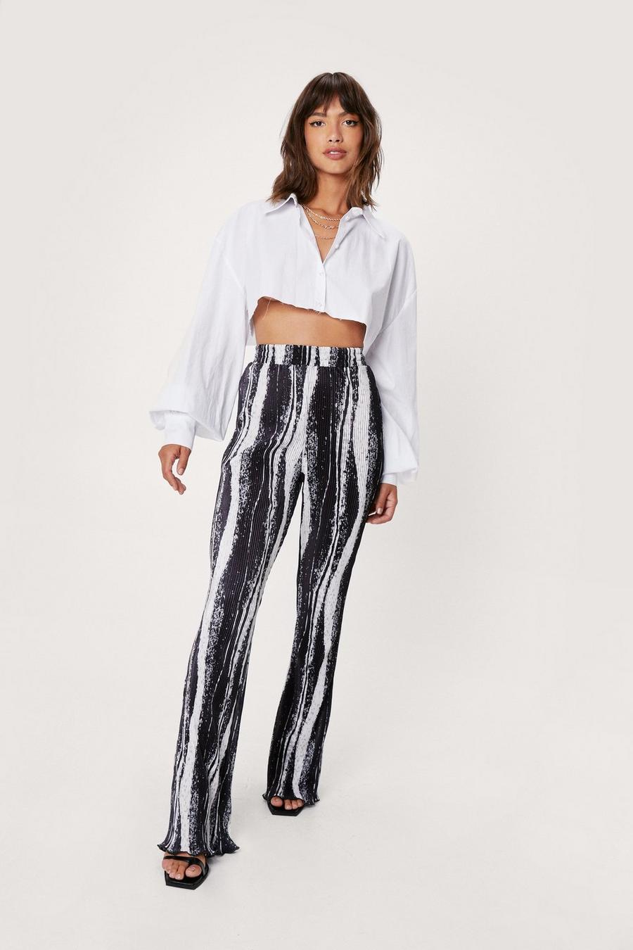 Abstract Wave Print High Waisted Flared Pants