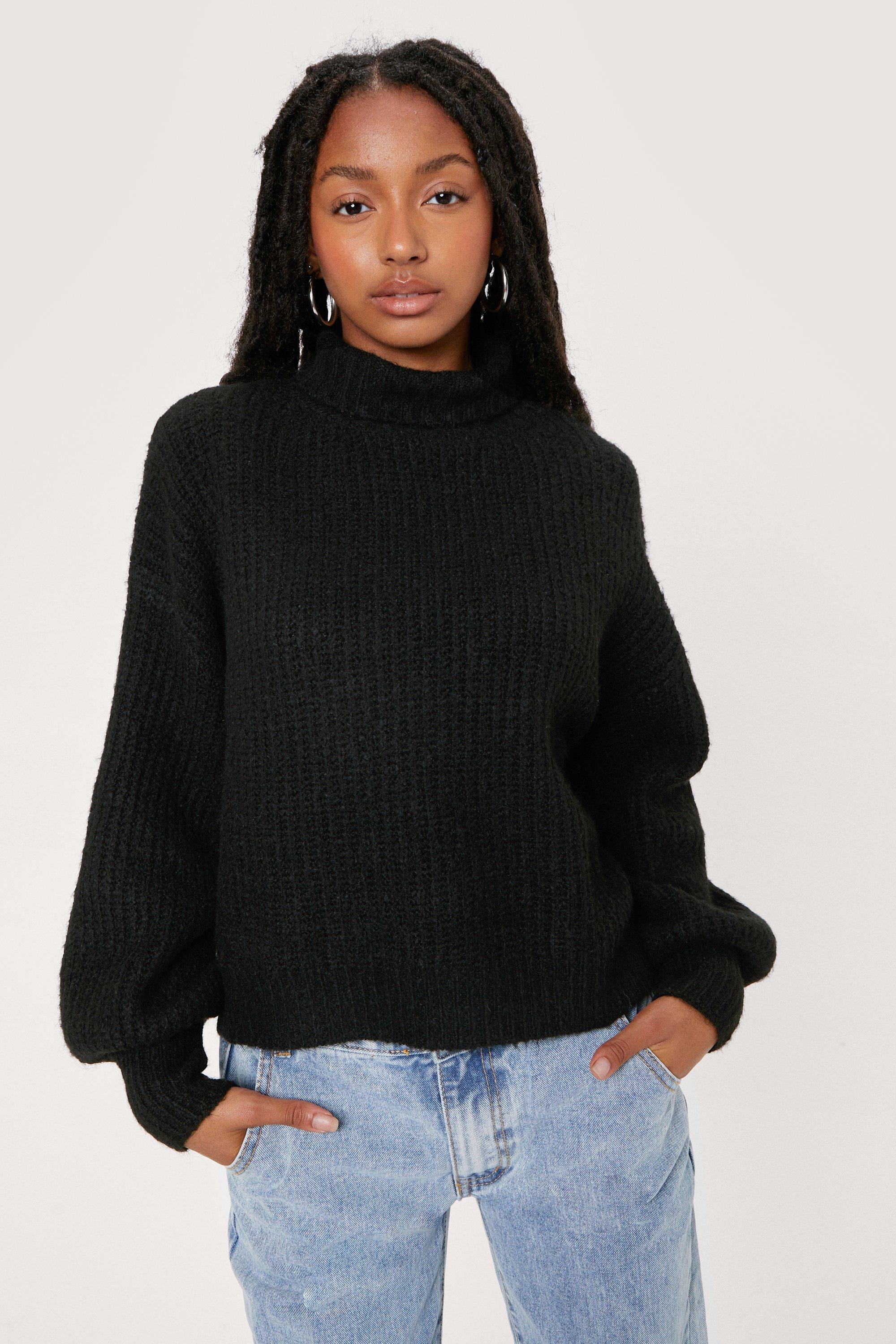 Roll neck outlet pullover