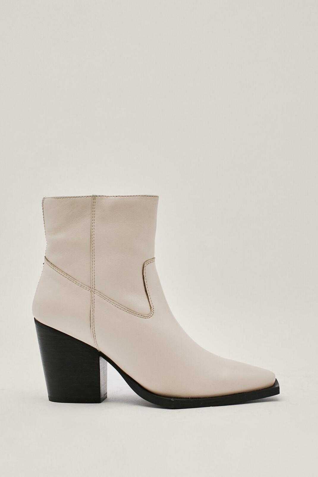 103 Contrast Pointed Real Leather Western Ankle Boots image number 2