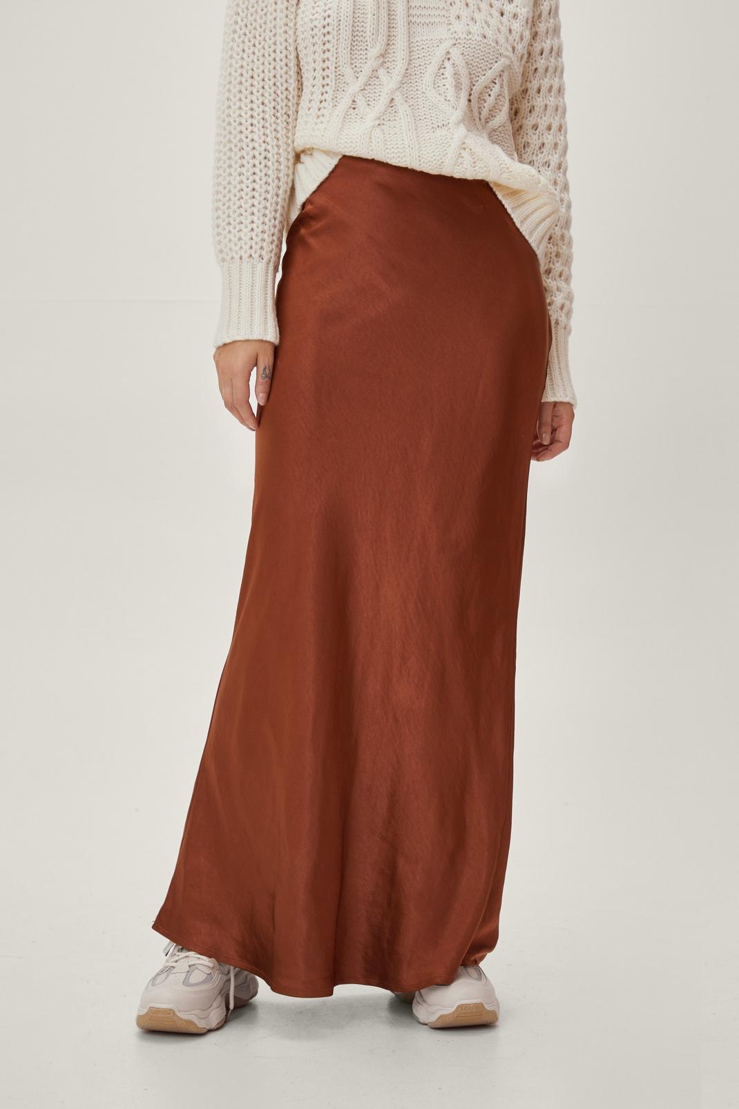 Satin High Waisted Maxi Skirt Co Ord image number 2