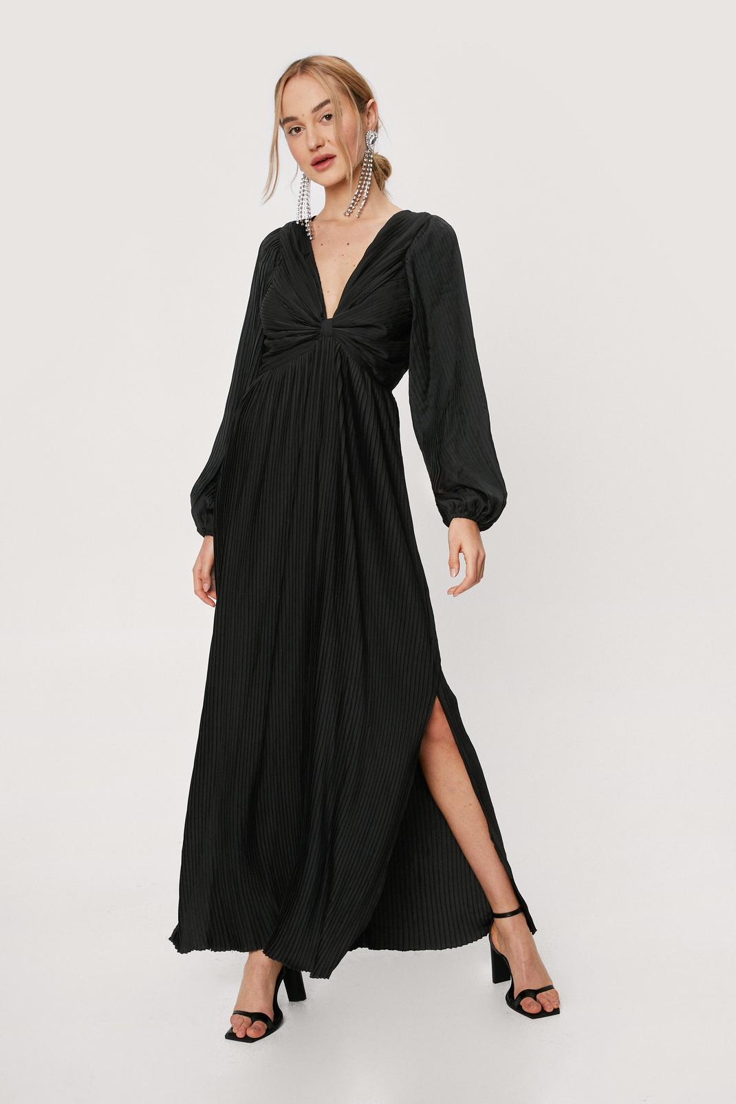 Black Pleated Twist Front Balloon Sleeve Maxi Dress image number 1