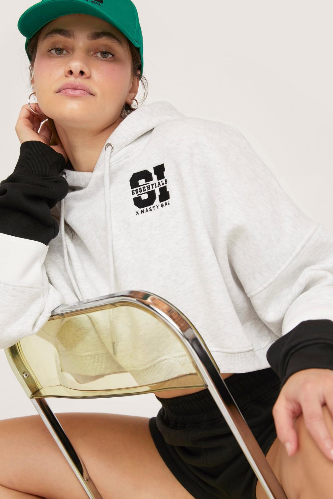Sports Illustrated Cropped Hoodie | Nasty Gal