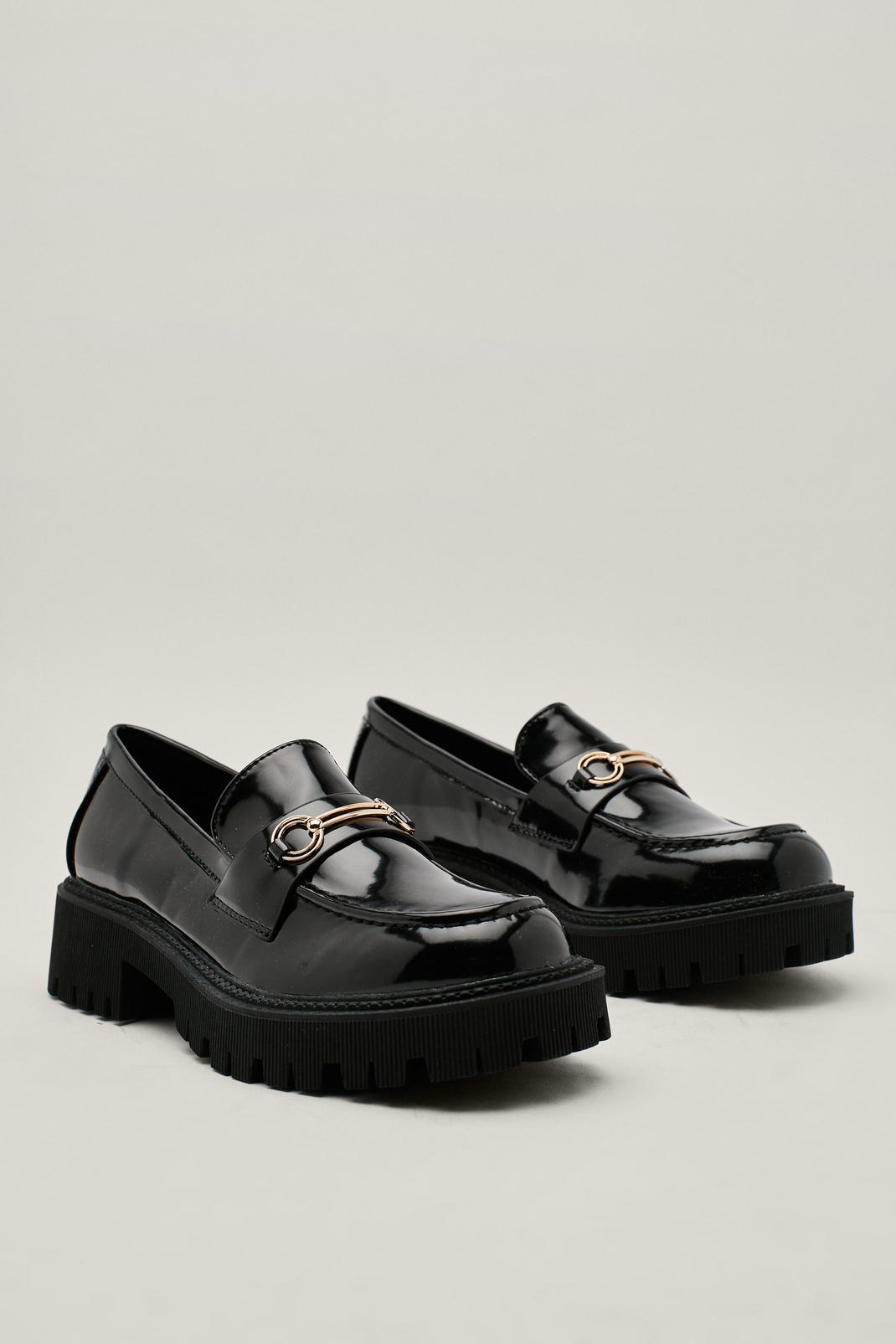 Chaussures richelieu à semelle crantée et boucle métallisée, Black image number 1