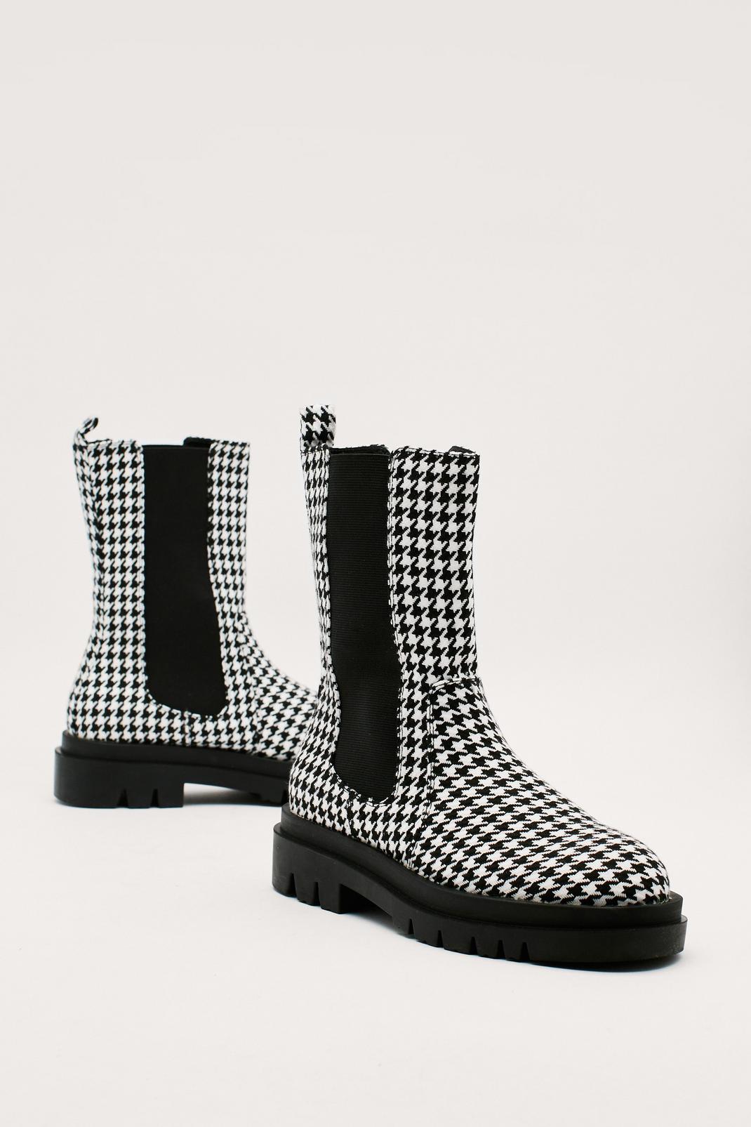 Black_white Houndstooth Chunky High Ankle Chelsea Boots image number 1
