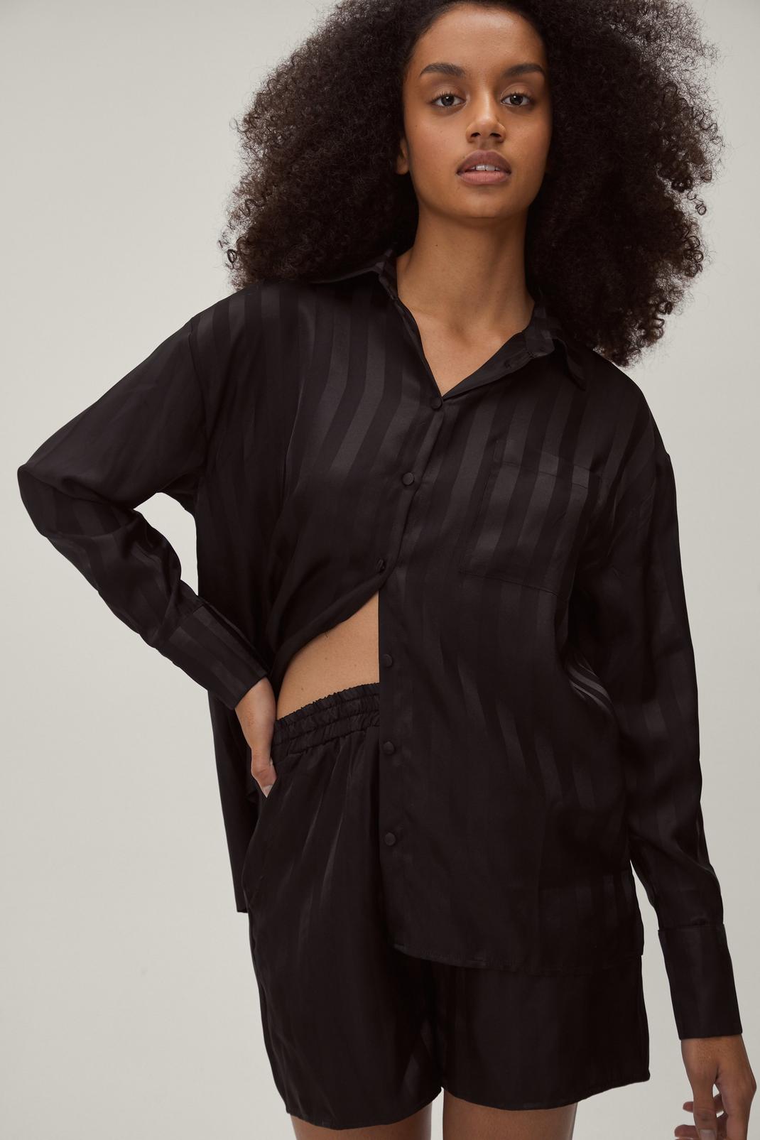 Black Premium Jacquard Stripe Pajama Short Set image number 1