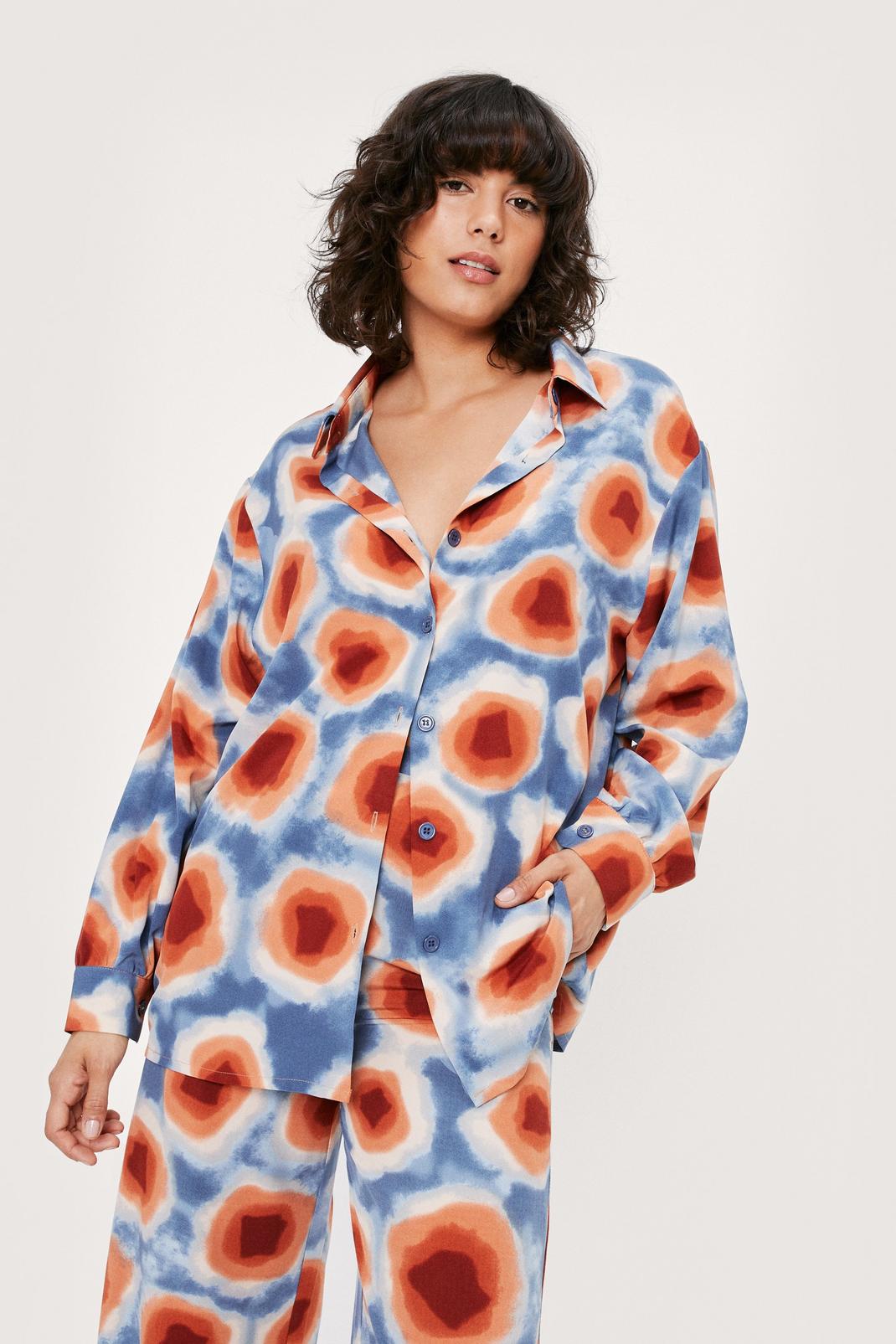 Abstract Blurred Oversized Long Sleeve Shirt image number 1