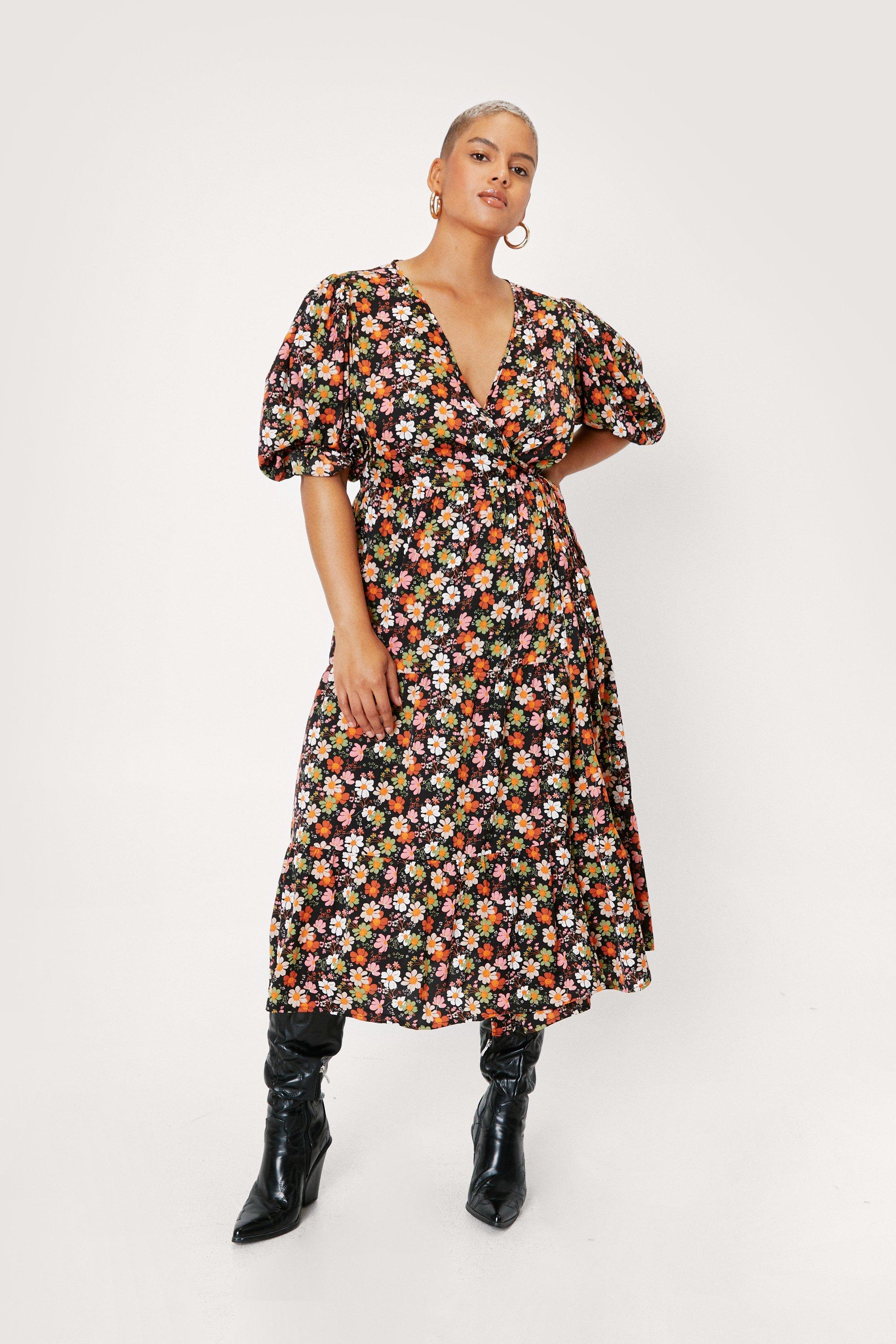 Plus Size 70's Floral Midi Smock Dress | Nasty Gal