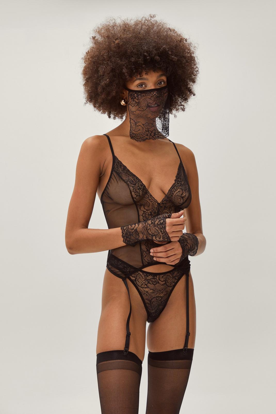 https://media.nastygal.com/i/nastygal/agg13703_black_xl/female-black-suspender-basque-5-piece-lingerie-set/?w=1070&qlt=default&fmt.jp2.qlt=70&fmt=auto&sm=fit