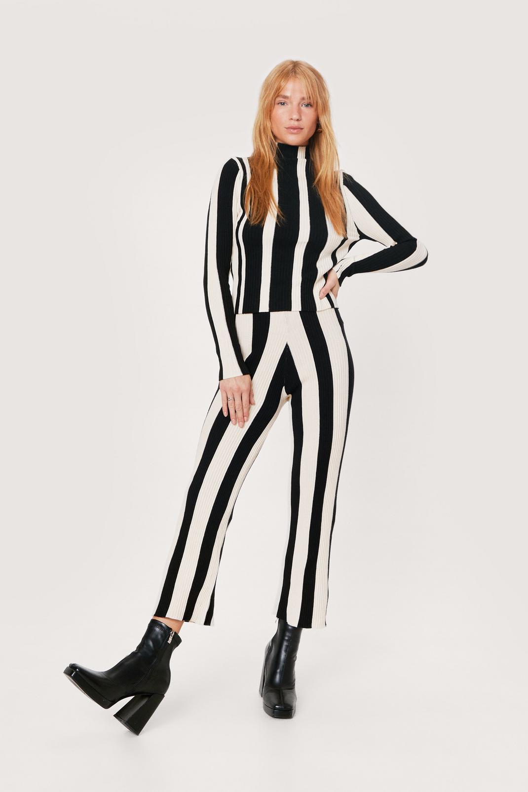 Mono Petite Knitted High Waisted Striped Pants image number 1
