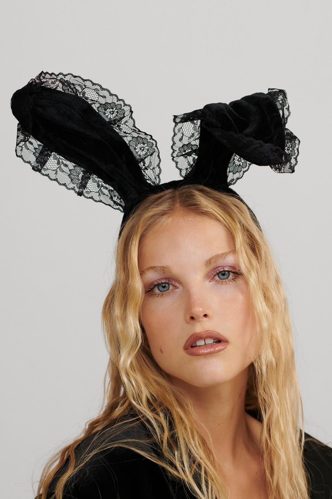 Black Lace Trim Bunny Ears Headband image number 1