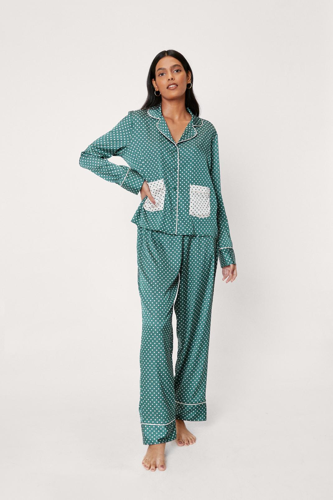 Premium - Pyjama satiné chemise & pantalon à pois, Emerald image number 1