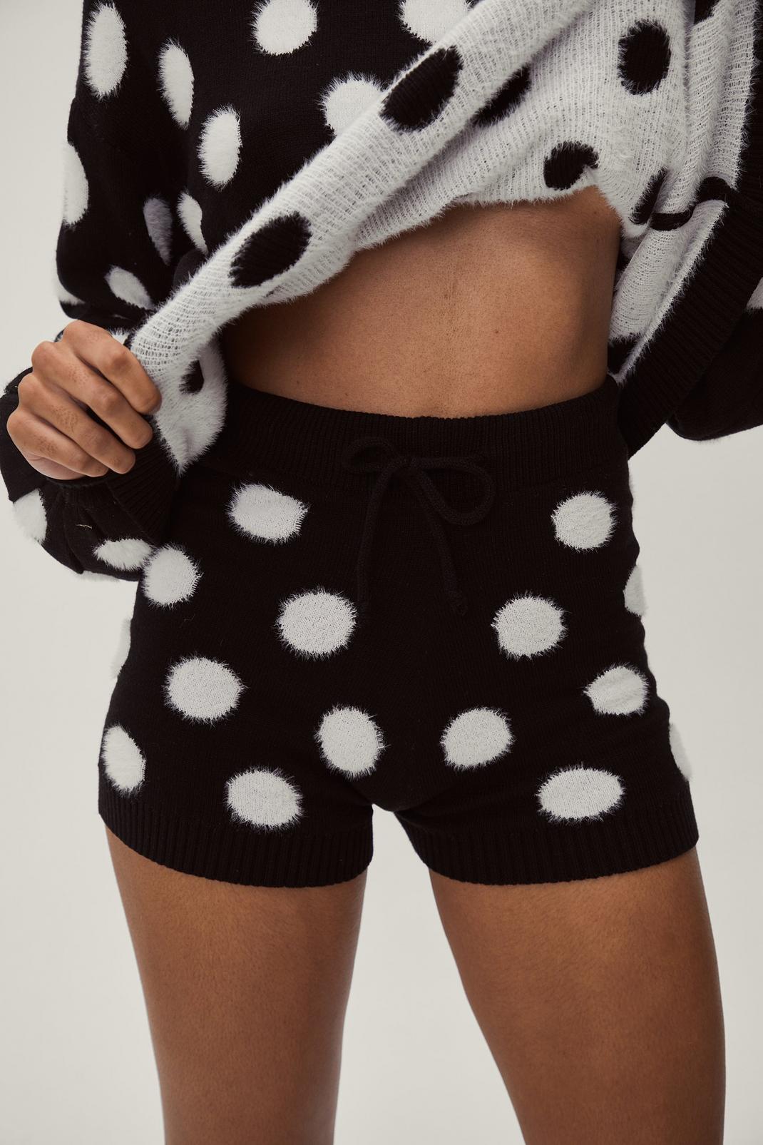 Black Spot Print Fitted Fluffy Lounge Shorts image number 1