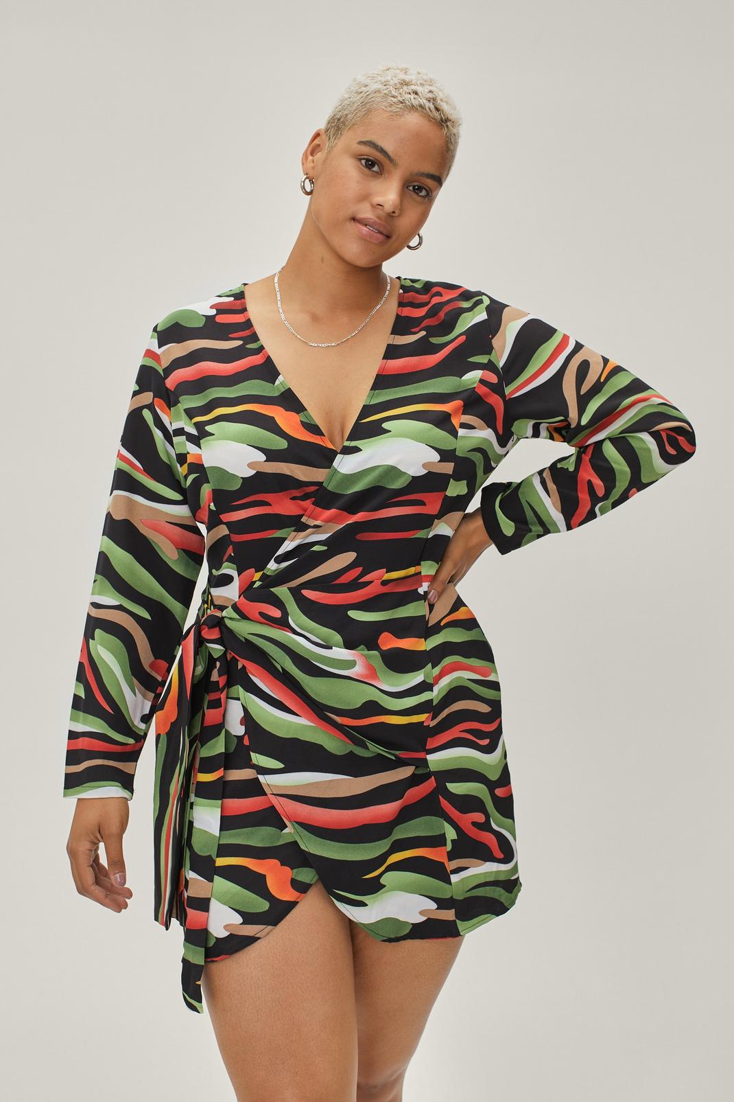 130 Plus Size Green Abstract Print Wrap Dress image number 2