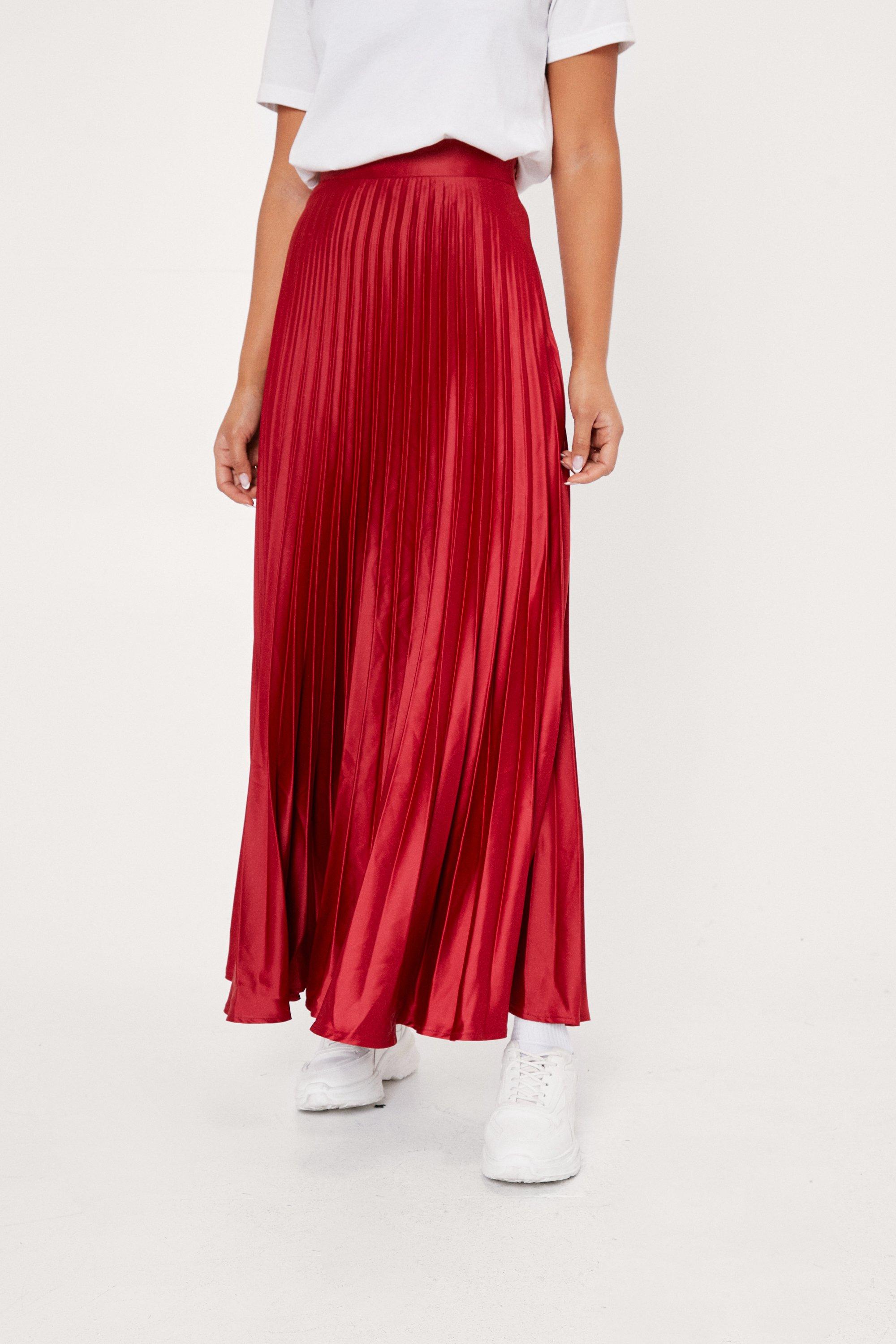 Pleated maxi 2025 skirt satin