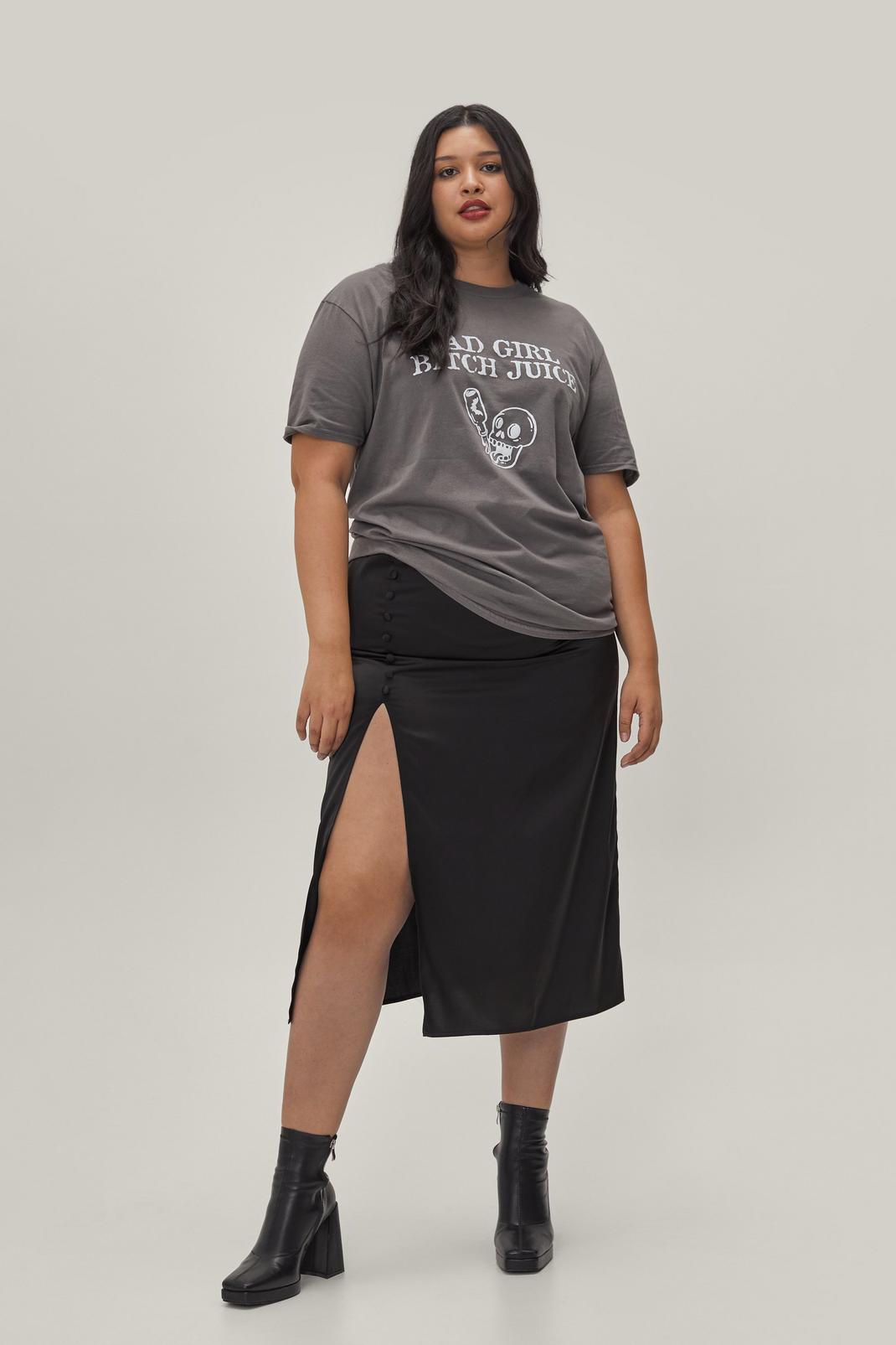 115 Plus Size Bad Girl Bitch Juice Graphic Tee image number 2
