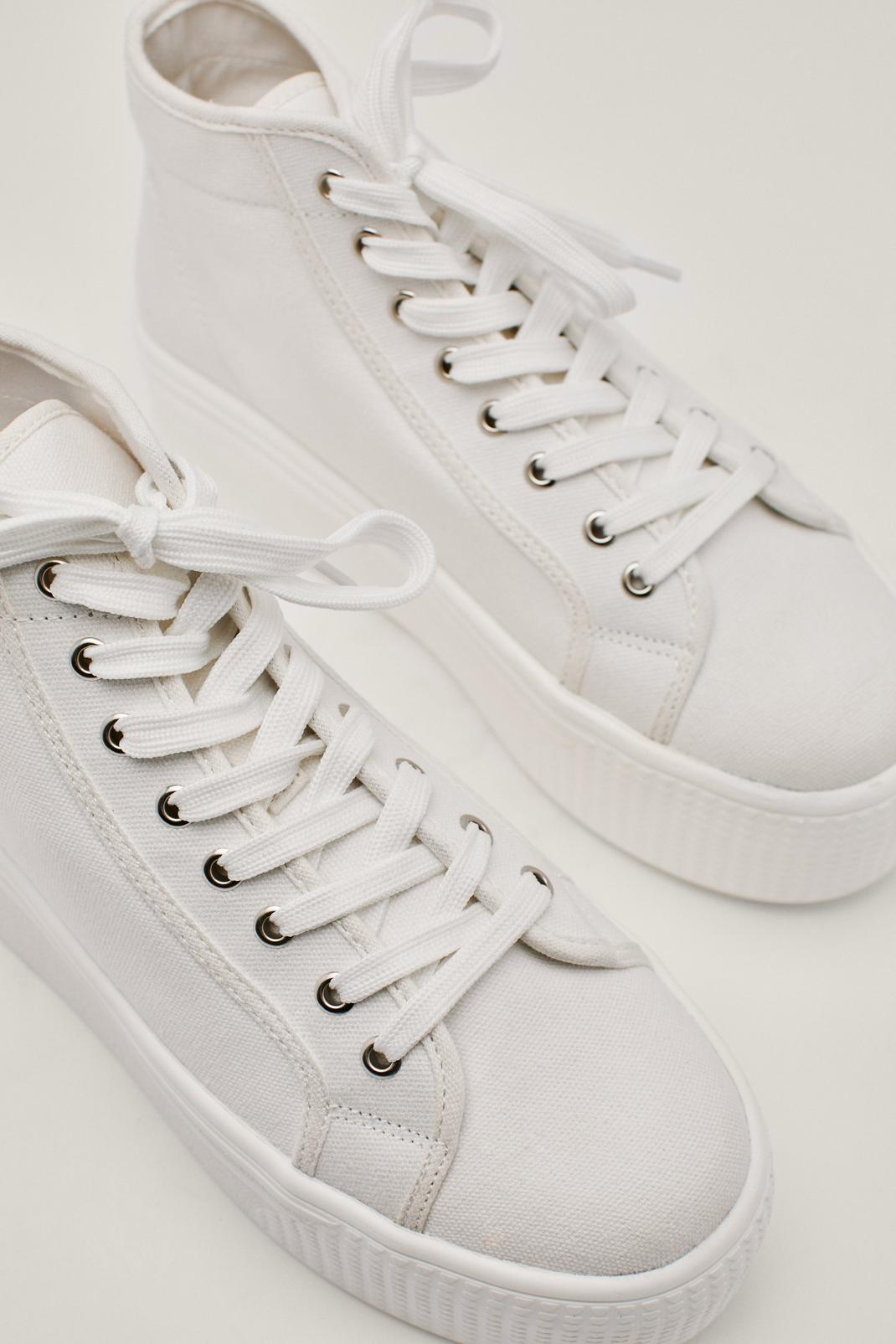 173 High Top Flatform Lace Up Canvas Sneakers image number 2