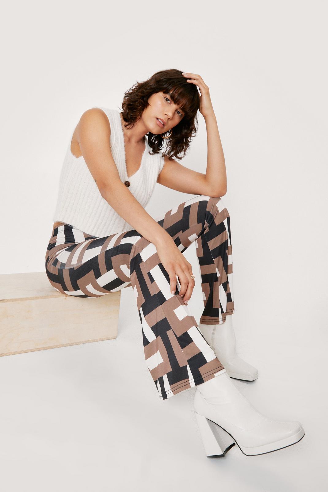 Retro Neutral Print Flare Pants image number 1