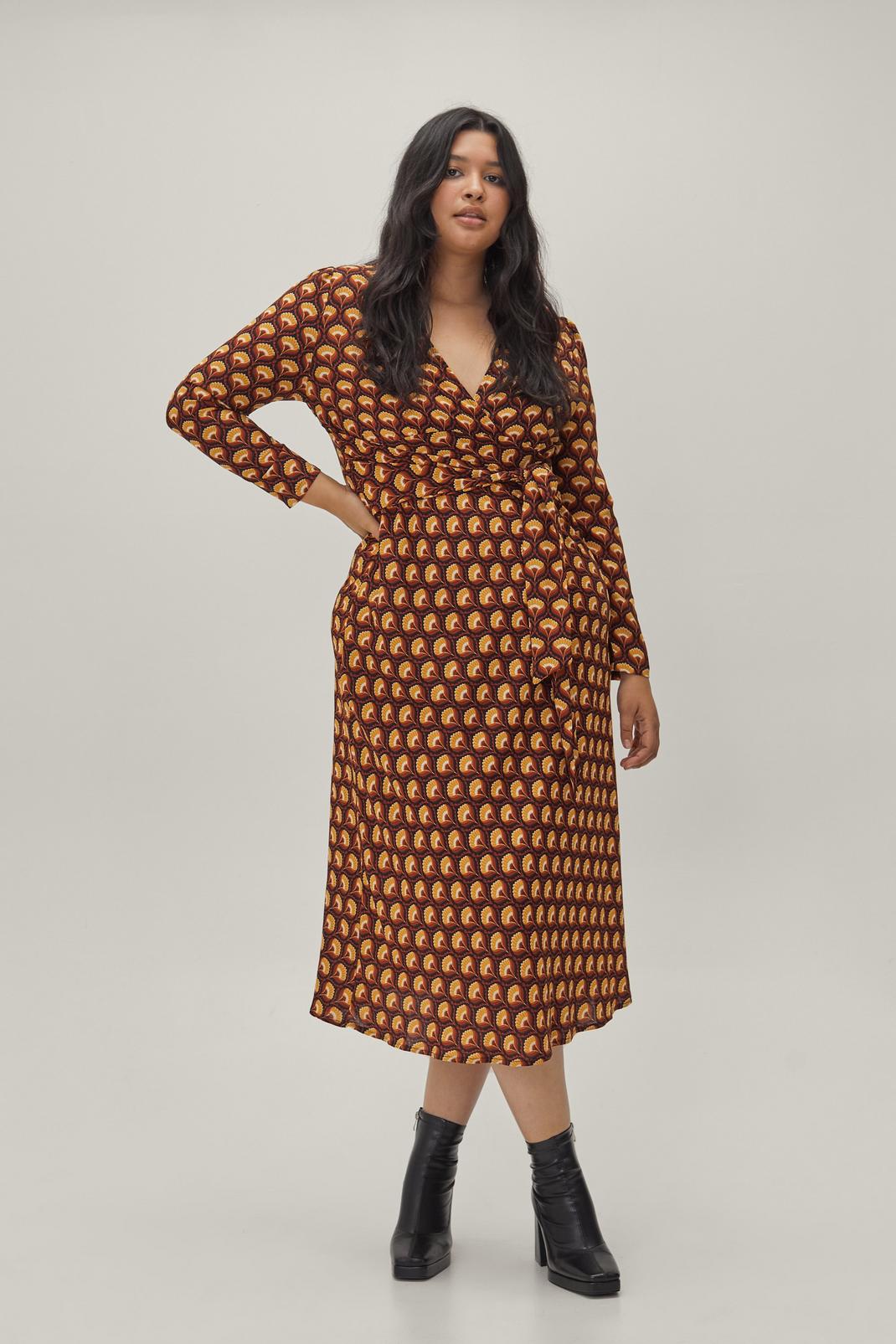 Brown Plus Size Retro Print Tie Front Midi Dress image number 1