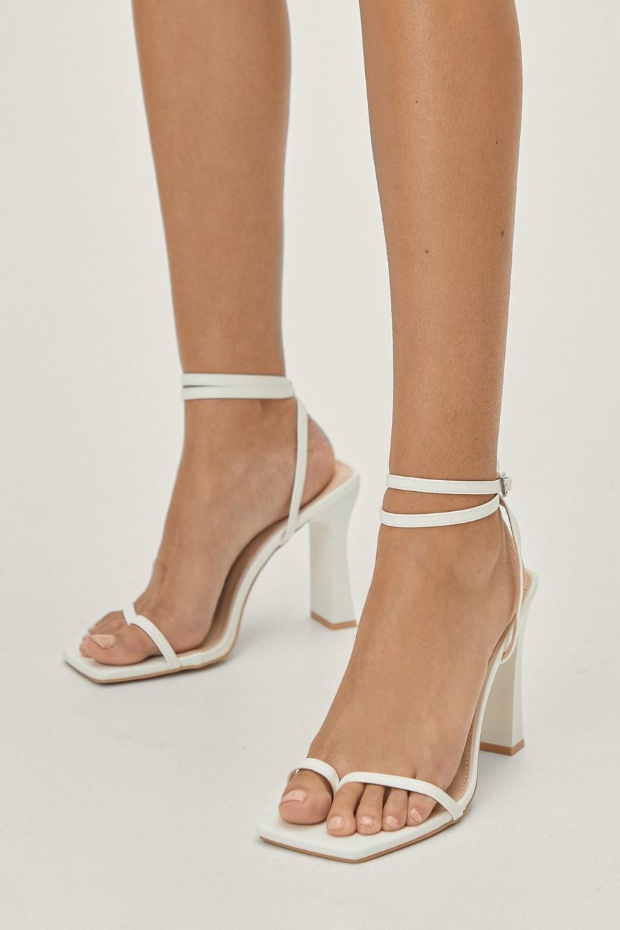 Faux Leather Toe Post Strappy Square Toe Heel