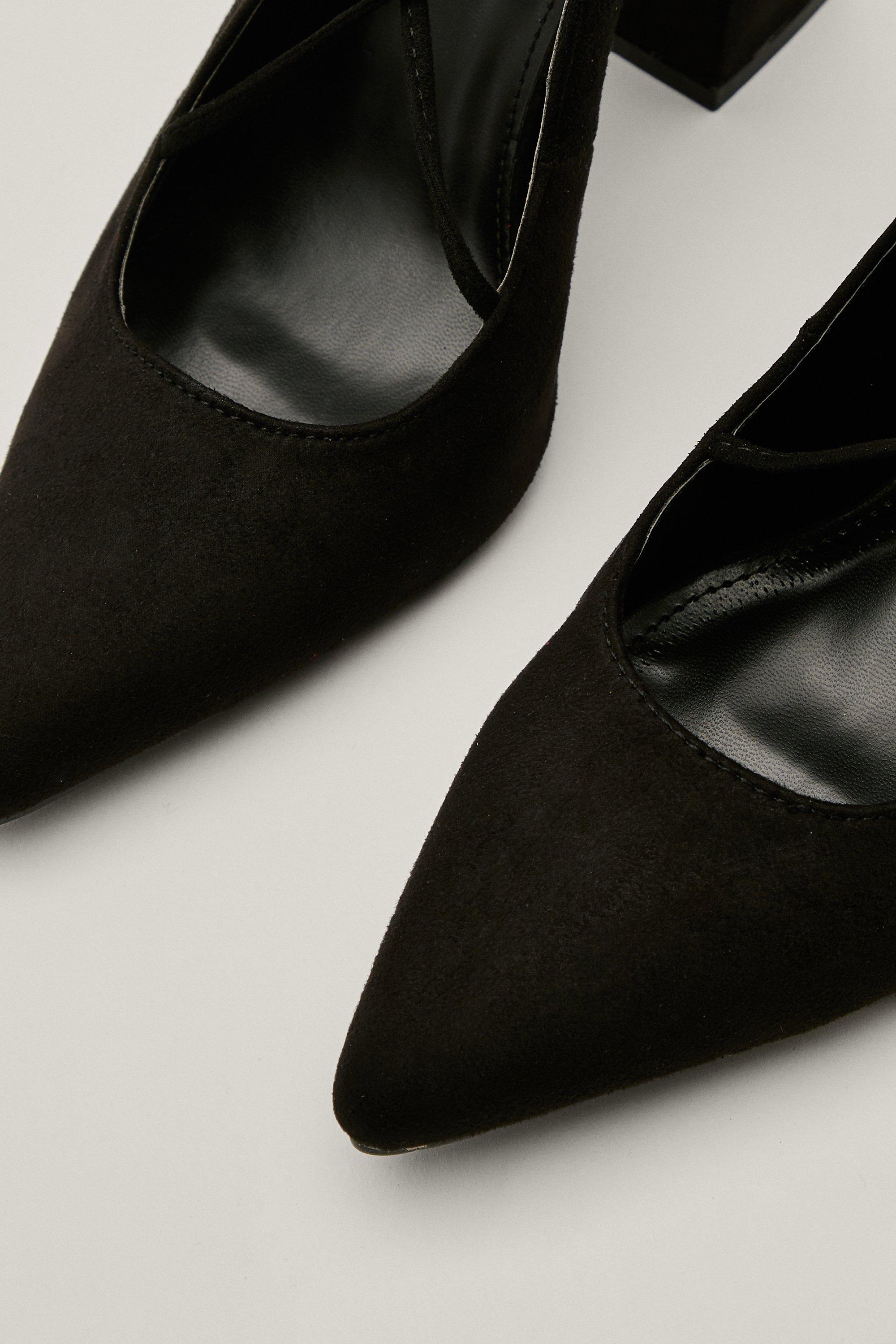 block heel court shoes