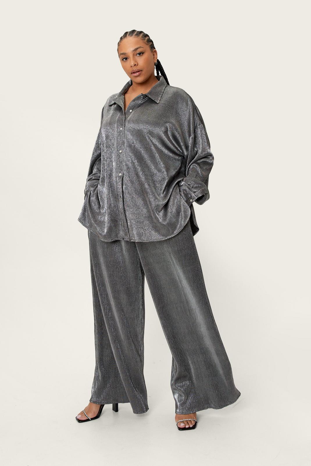Grande taille - Pantalon ample à plis en maille métallisée image number 1