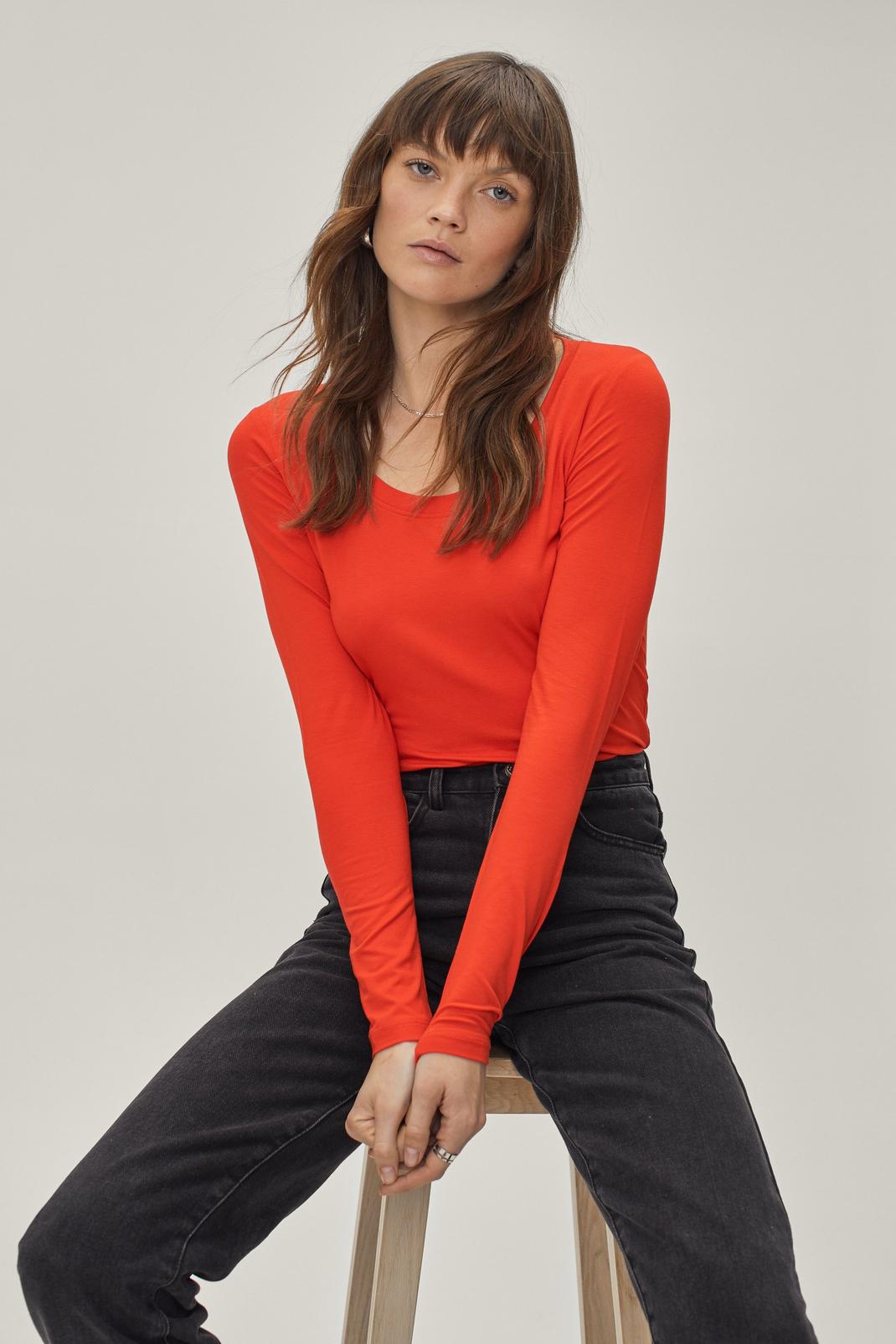 Red Scoop Neck Long Sleeve Top image number 1