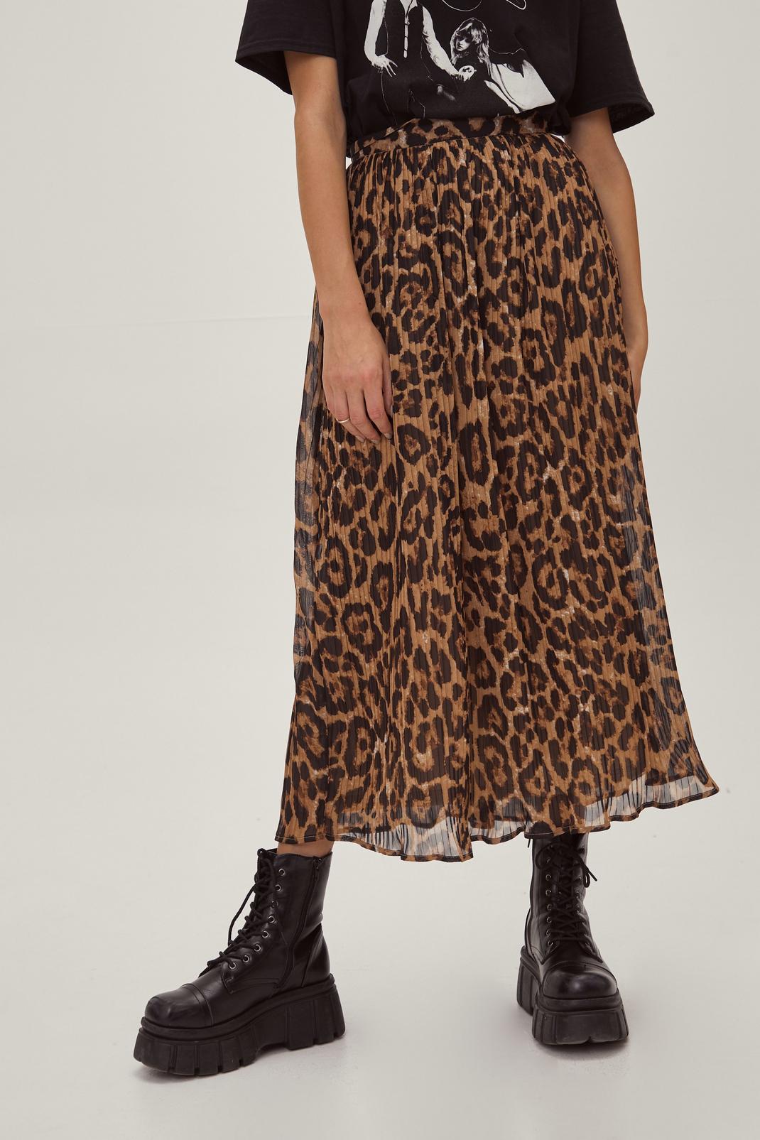 103 Pleated Leopard Midi Skirt image number 2