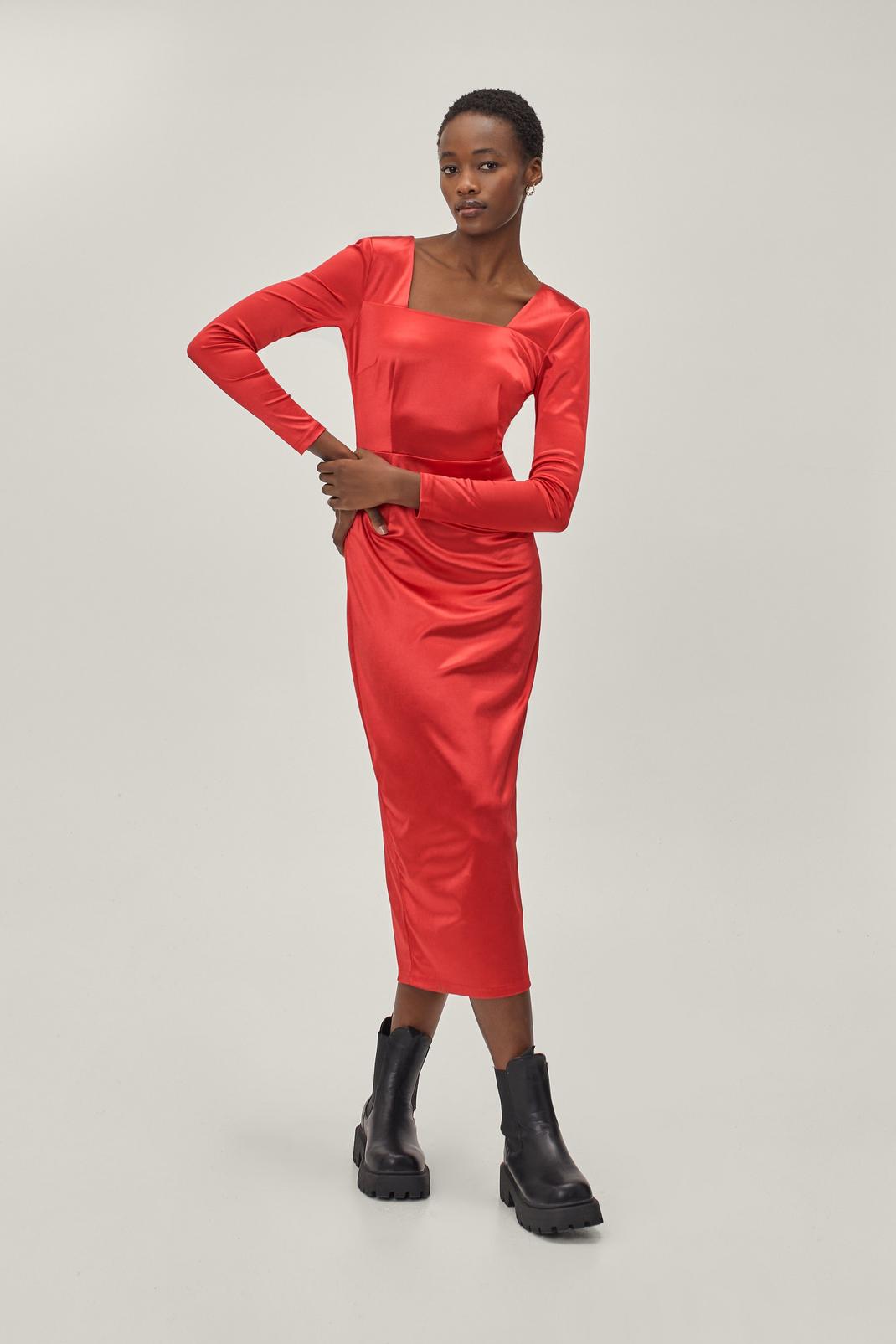 Red Square Neck Structured Jersey Midi Dress image number 1