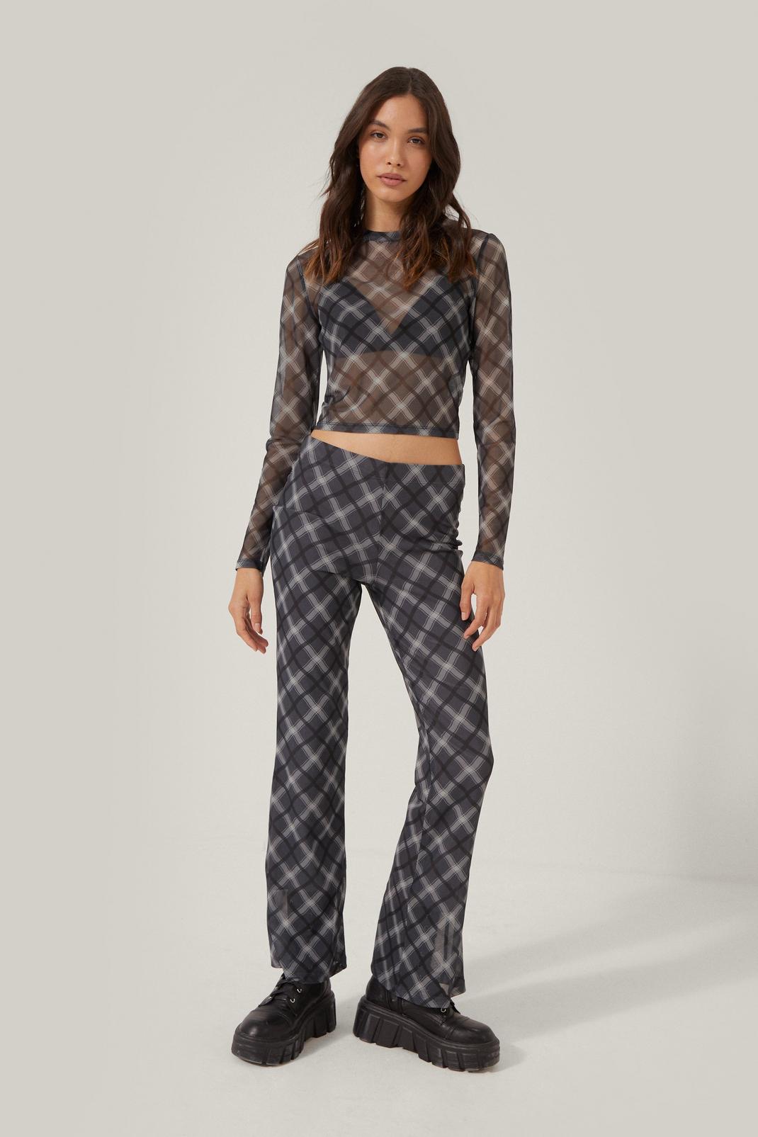 105 Printed Mesh High Waisted Flare Pants image number 2