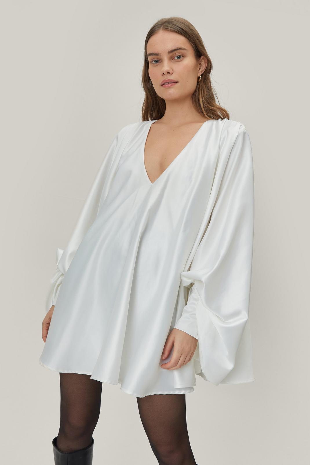 Off white Plunge Extreme Batwing Sleeve Mini Dress image number 1