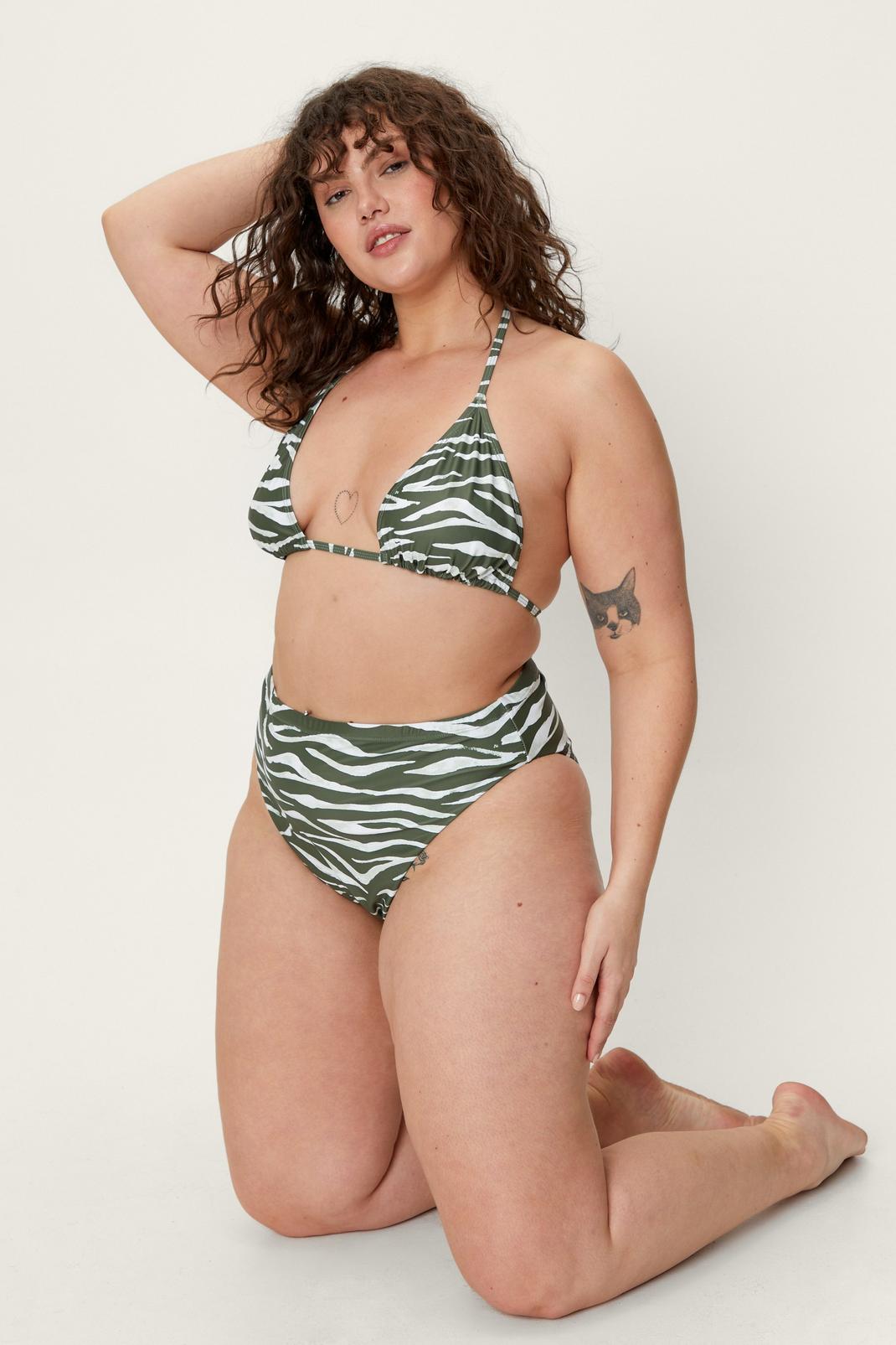 Green Plus Size Zebra Print Triangle Bikini Set image number 1