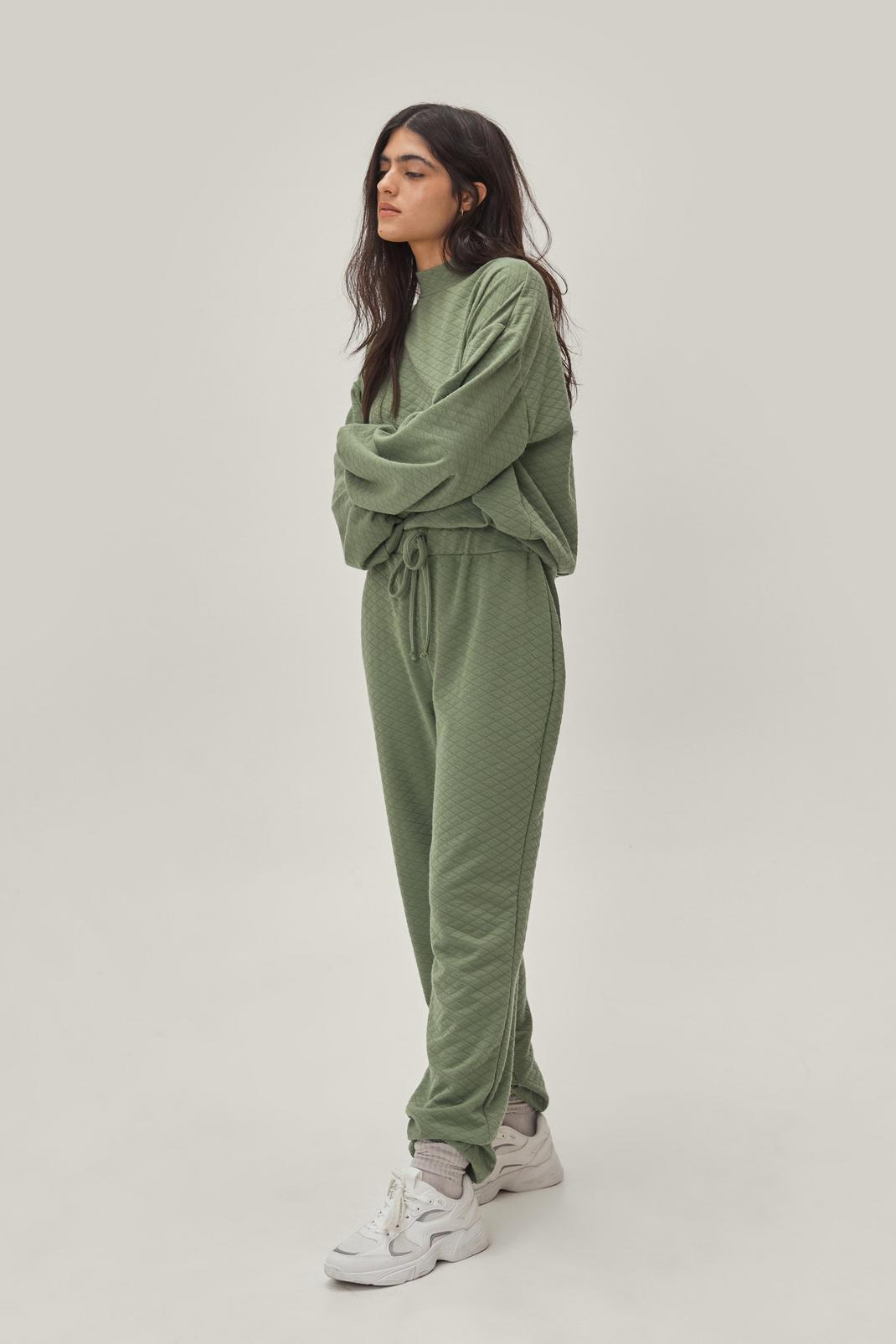 130 Quilted Relaxed Drawstring Tracksuit Pants image number 2