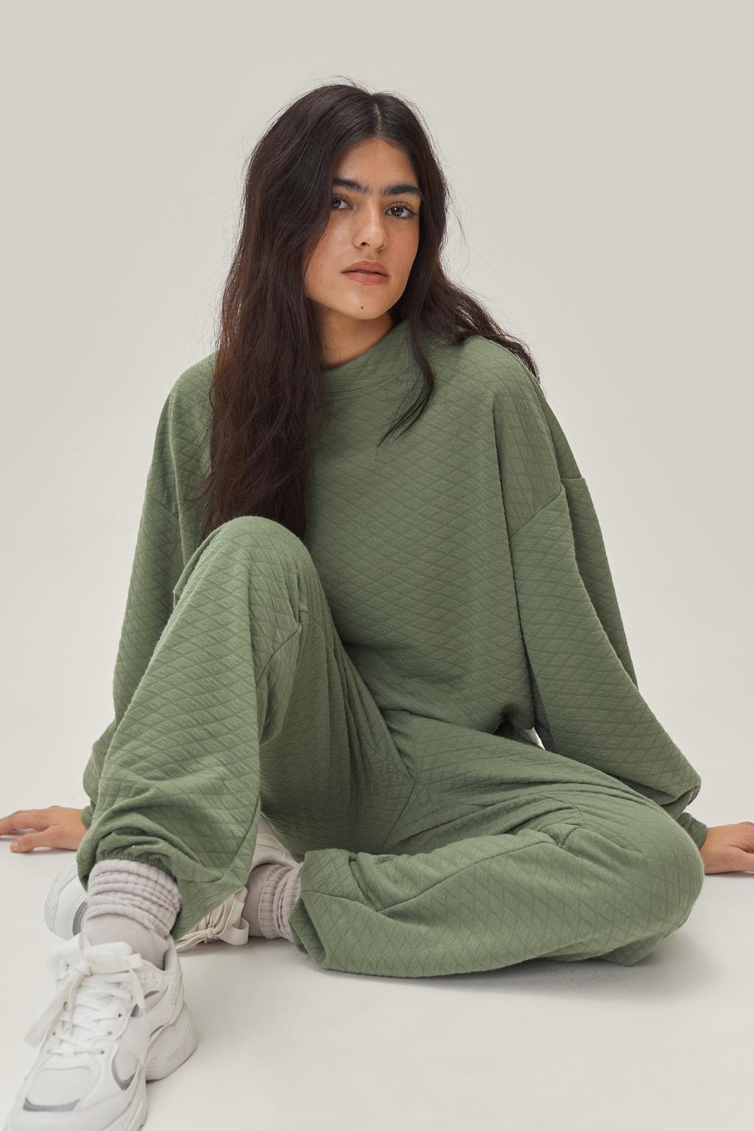 Green Quilted Relaxed High Neck Sweatshirt image number 1