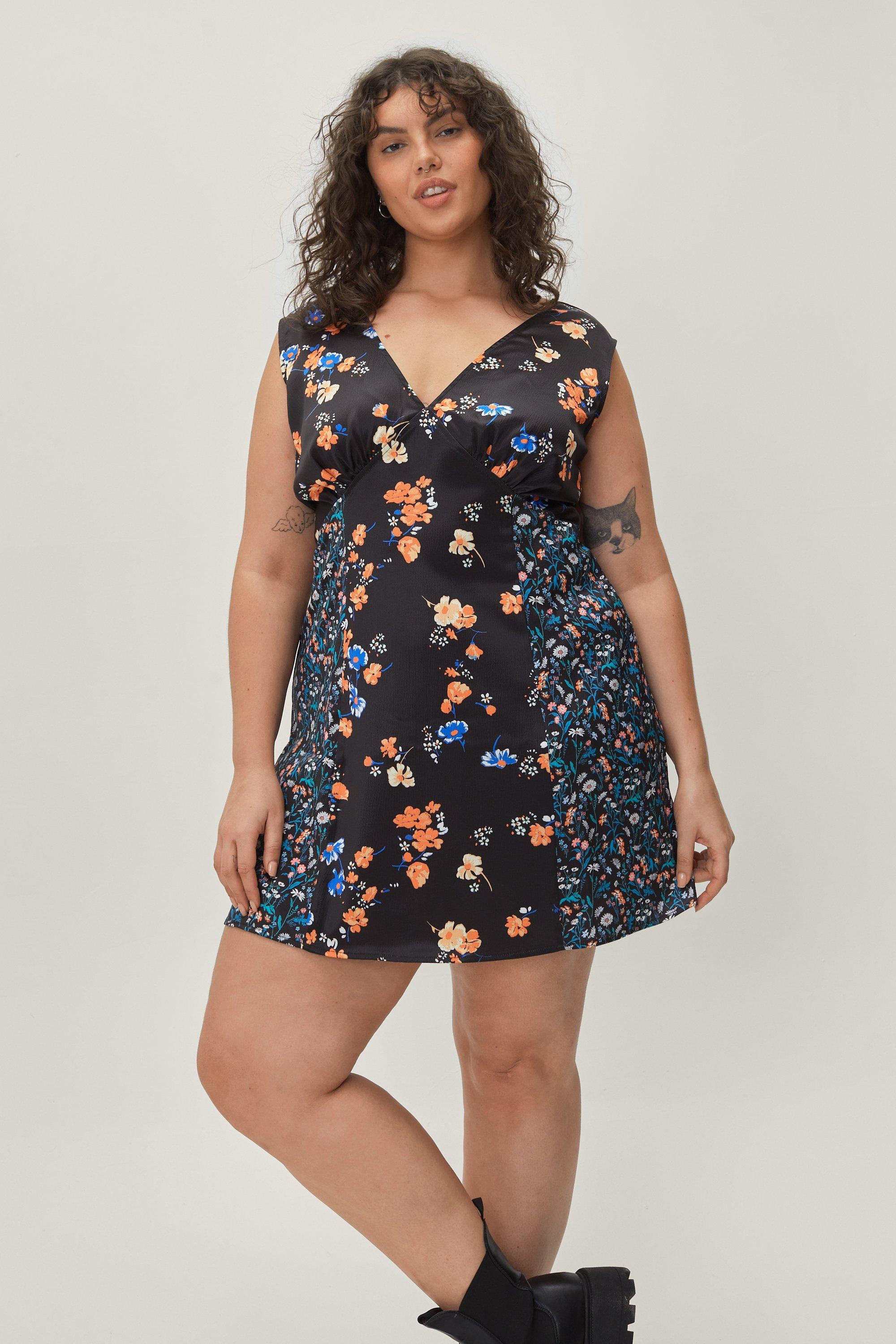 Plus size 2024 floral mini dress