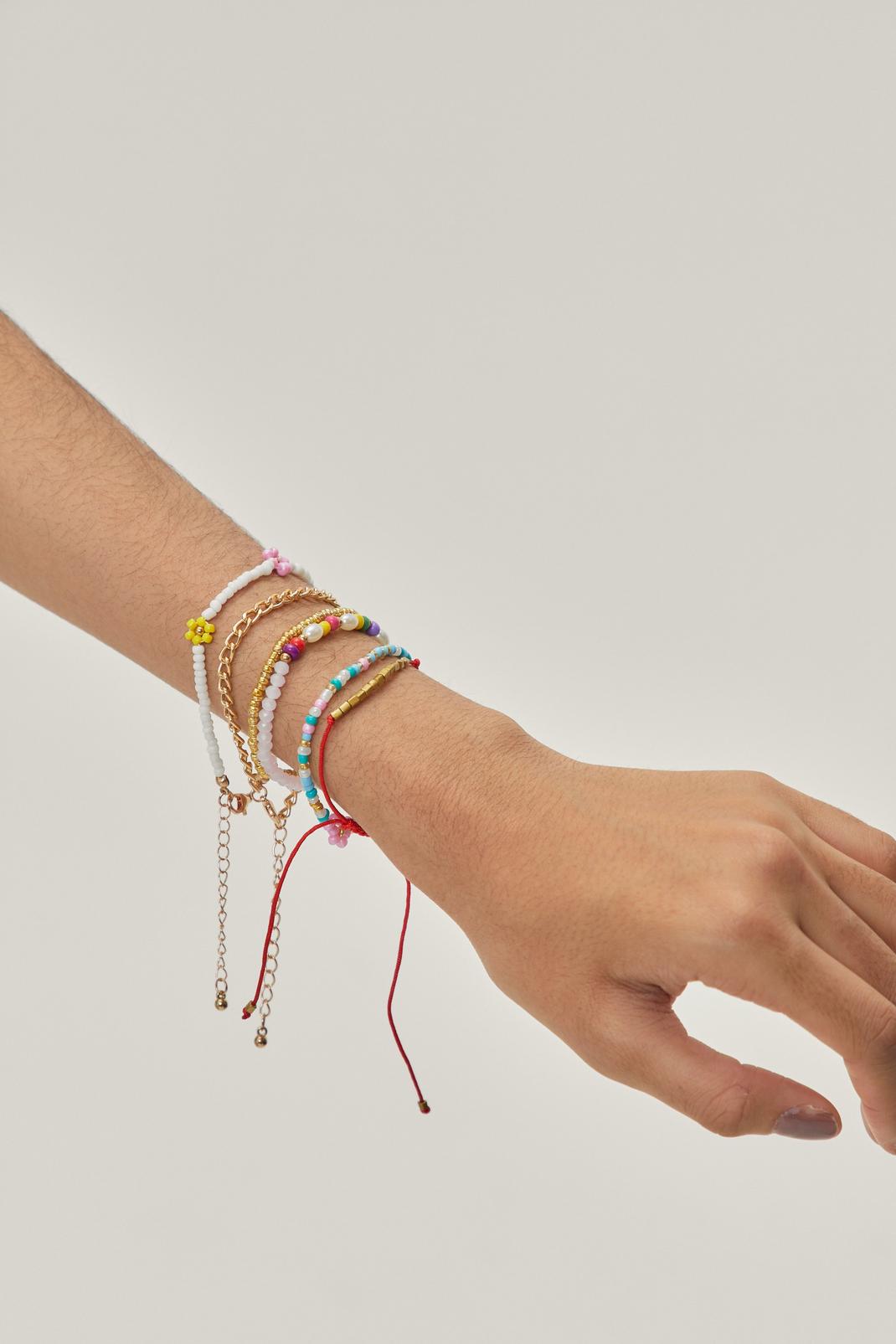 Ensemble de bracelets en perles florales à chaînes multiples, Gold image number 1