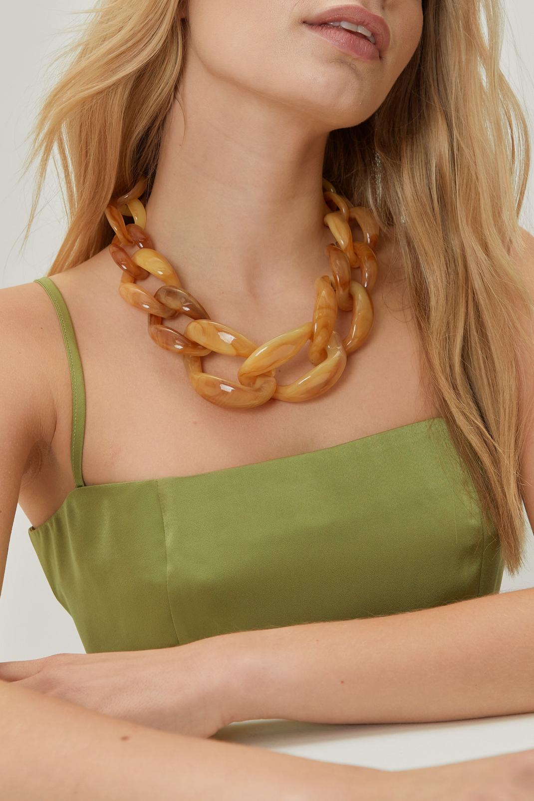 Gold Acrylic Chunky Chain Necklace image number 1
