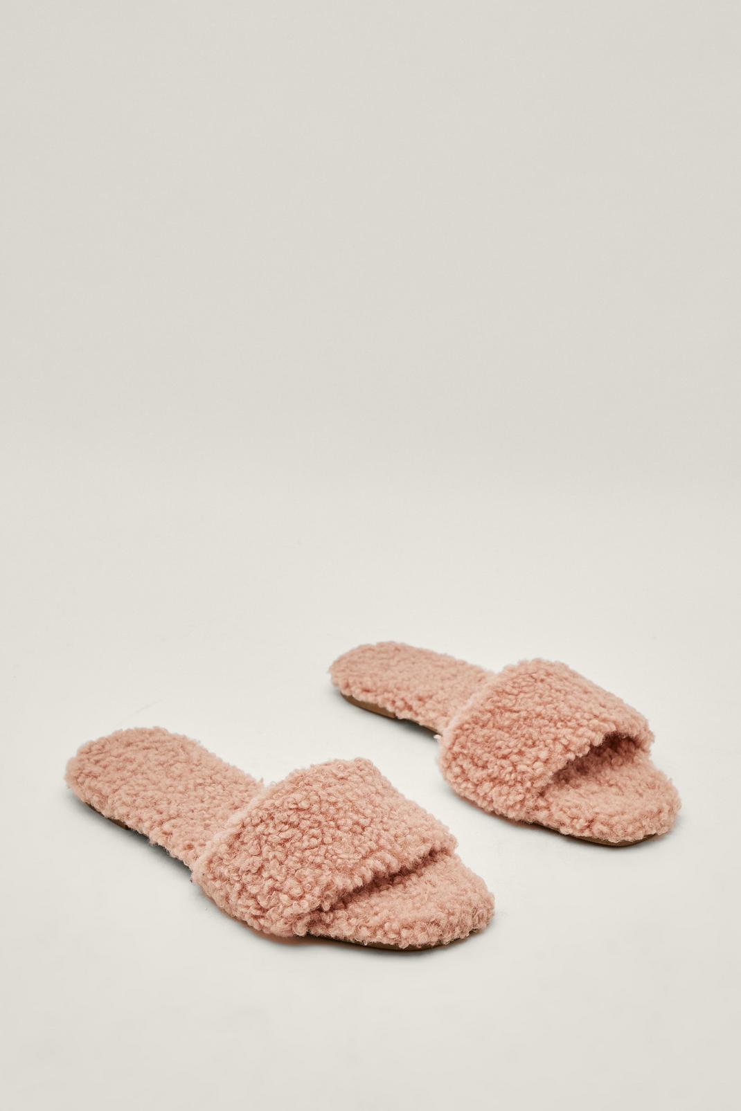 Pink Faux Shearling Round Toe Slippers image number 1