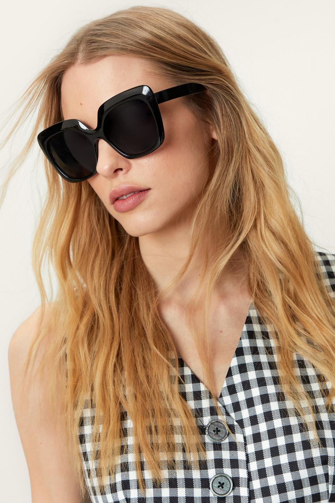 Black Thick Square Oversized Dark Tinted Sunglasses image number 1