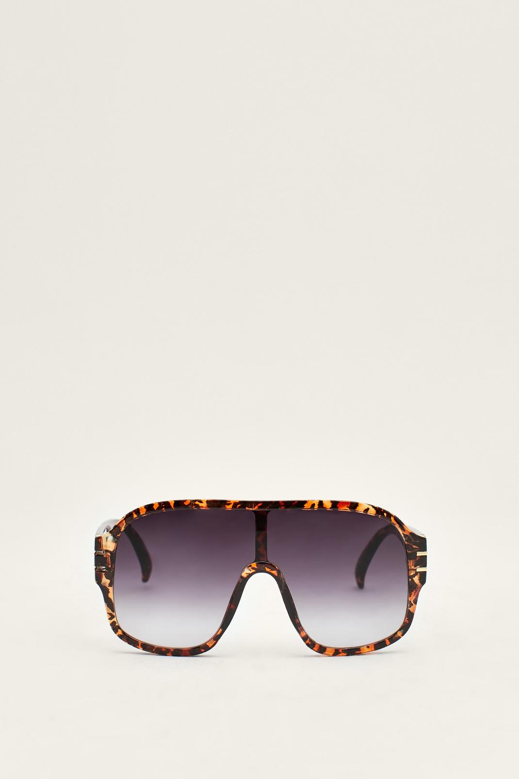 Light tan Oversized Tortoiseshell Guarded Sunglasses image number 1