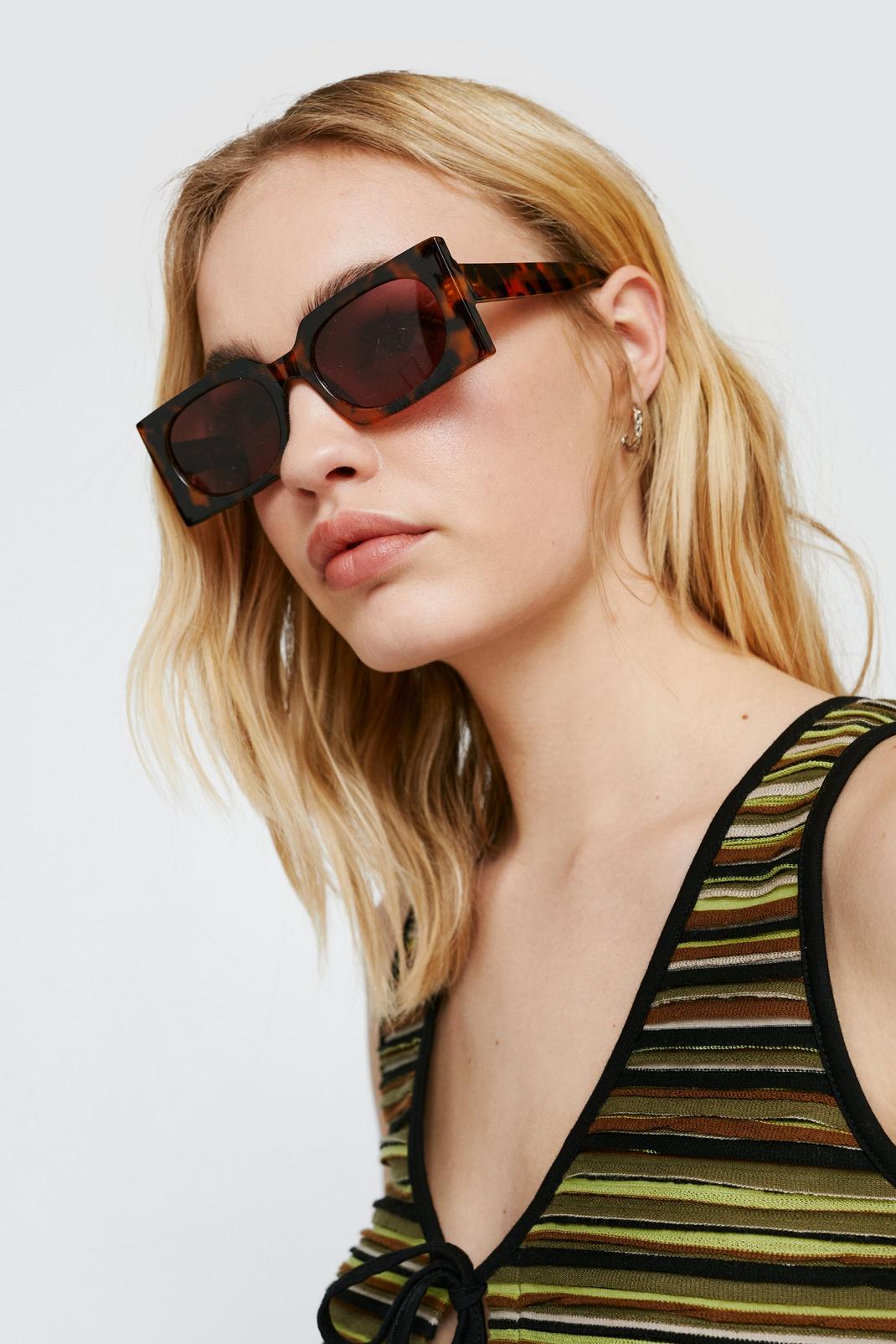 109 Chunky Rectangle Tort Sunglasses image number 2